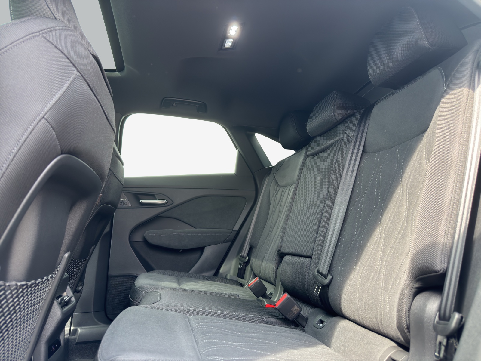 AUDI Q3 Sportback e-hybrid 200 kW S tronig-image-15
