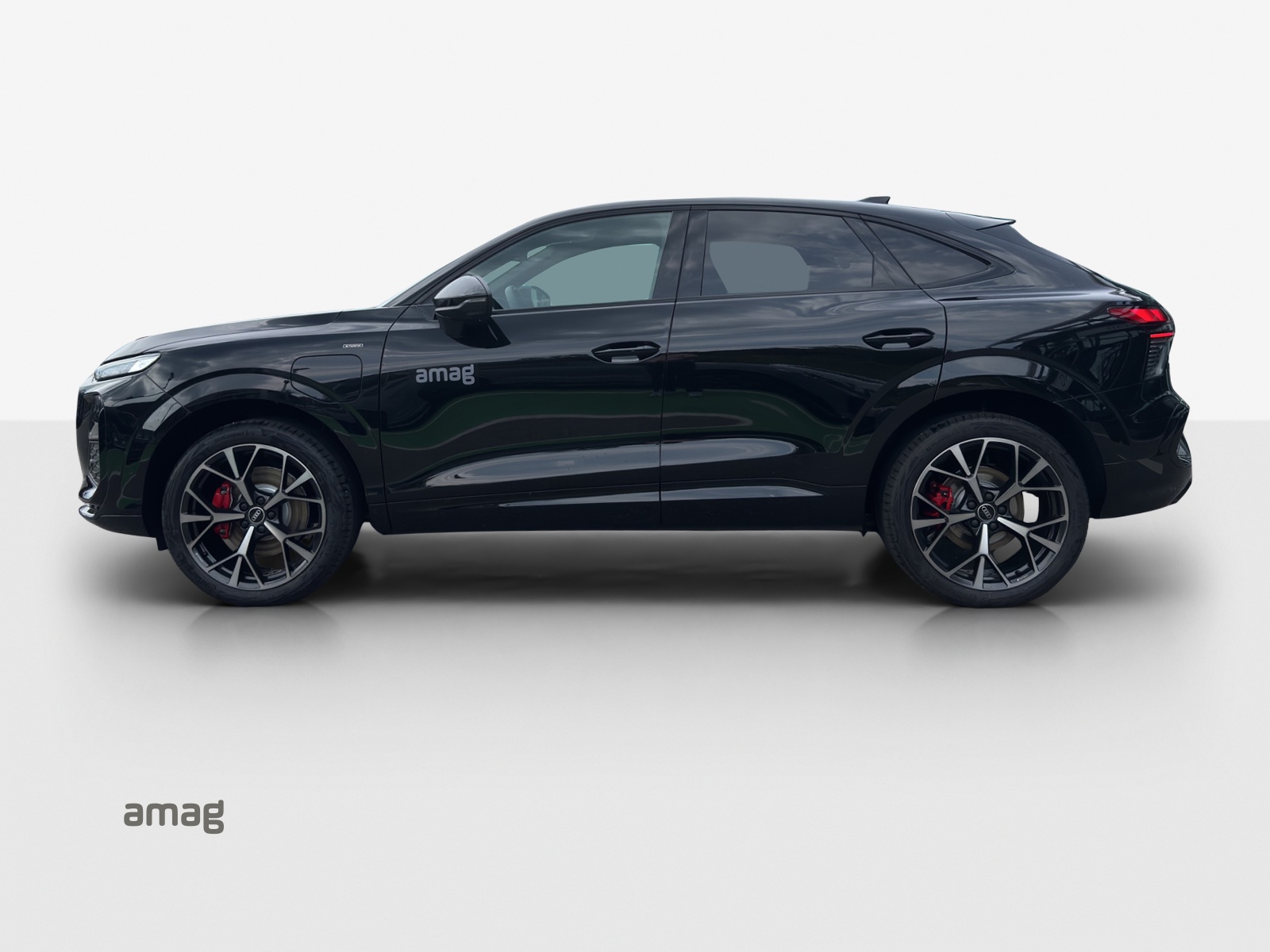 AUDI Q3 Sportback e-hybrid 200 kW S tronig-image-1