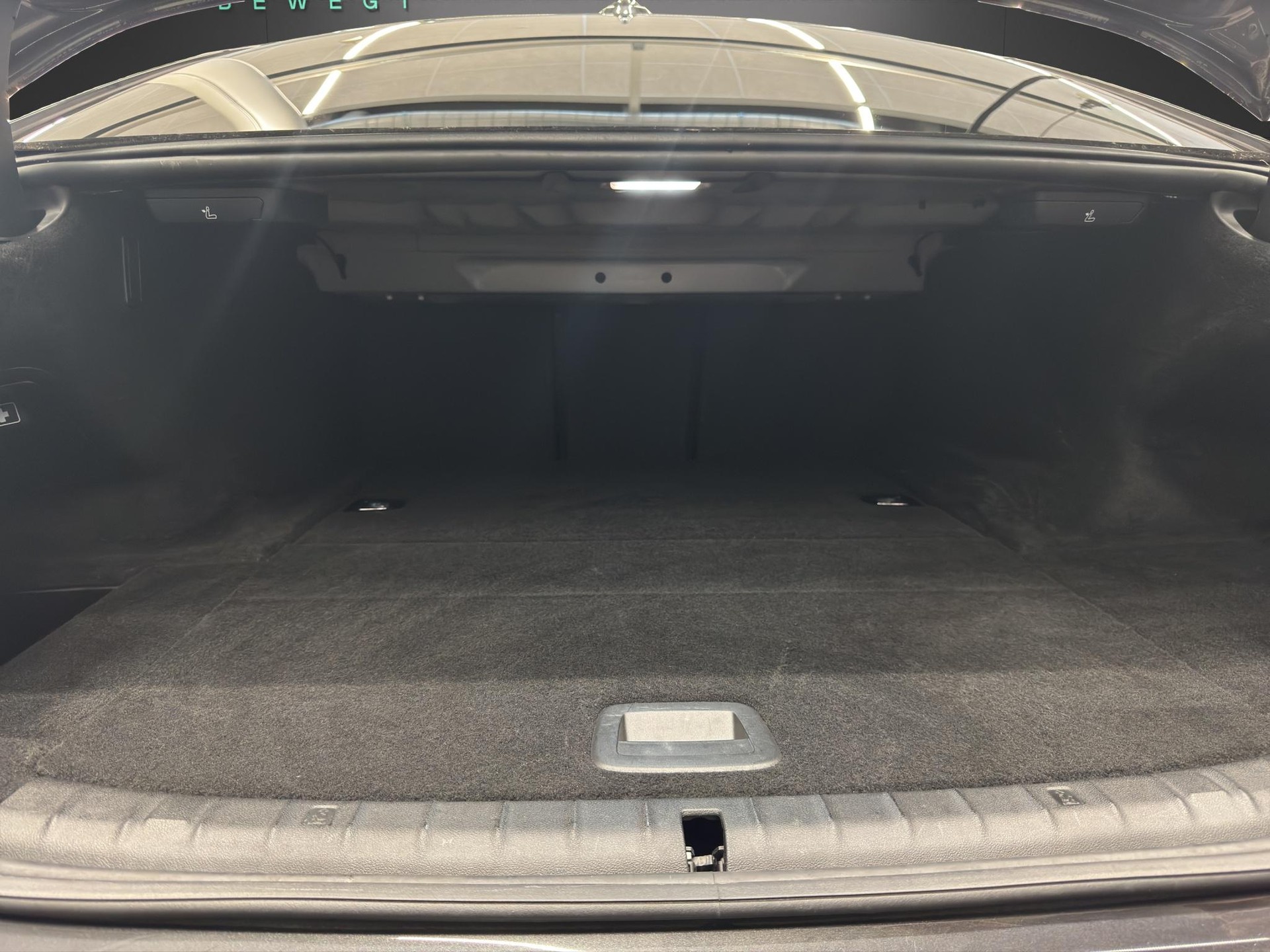 BMW 530e xDrive M Sport-image-16