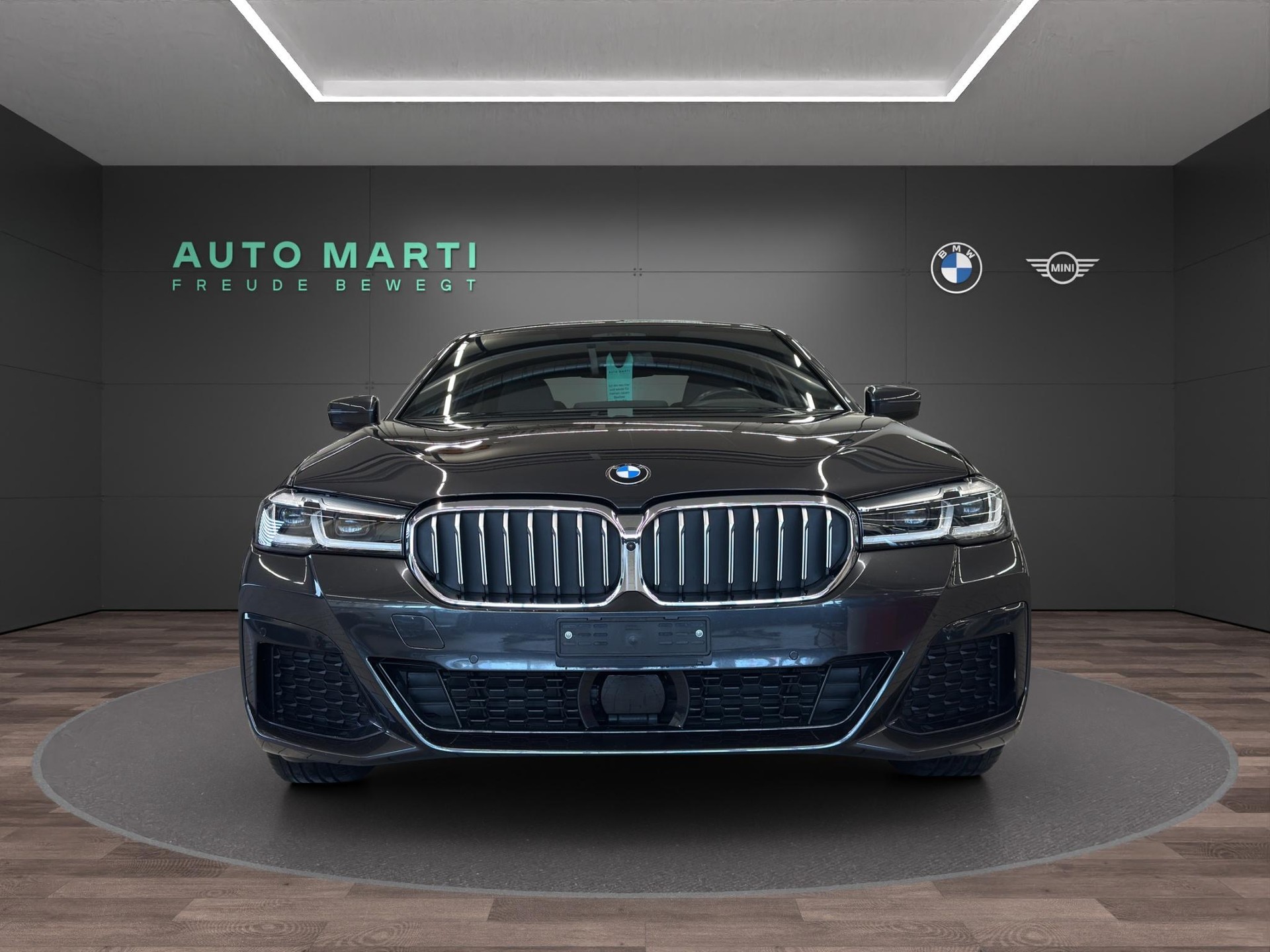 BMW 530e xDrive M Sport-image-5