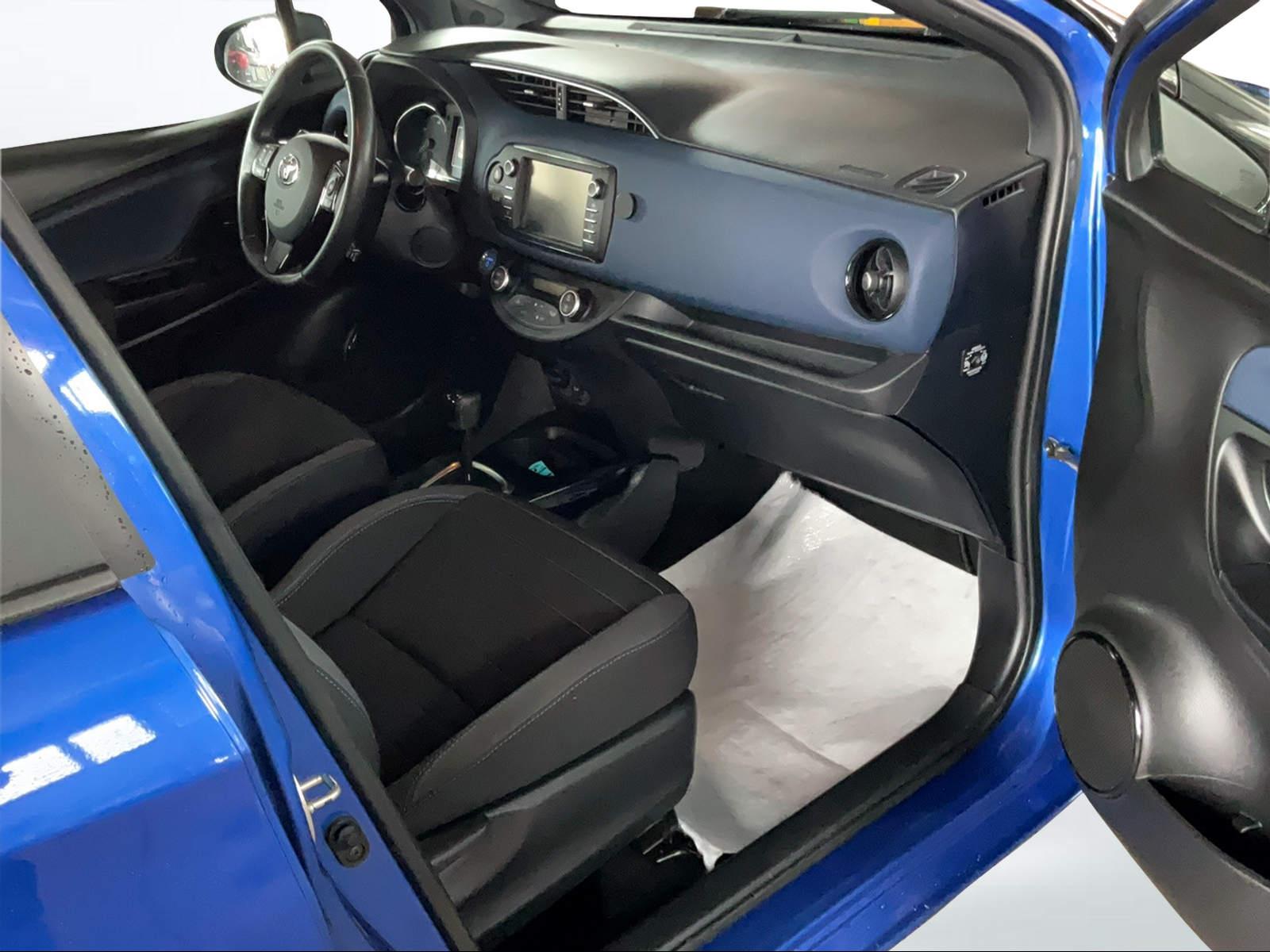 TOYOTA Yaris 1.5 VVT-i HSD Style-image-7