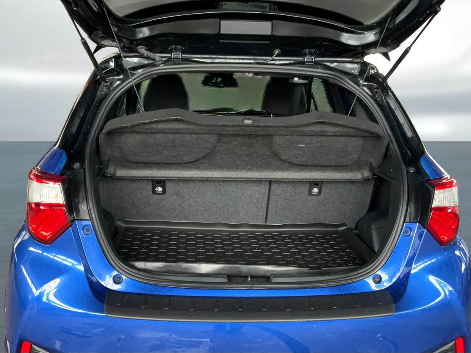 TOYOTA Yaris 1.5 VVT-i HSD Style-image-14