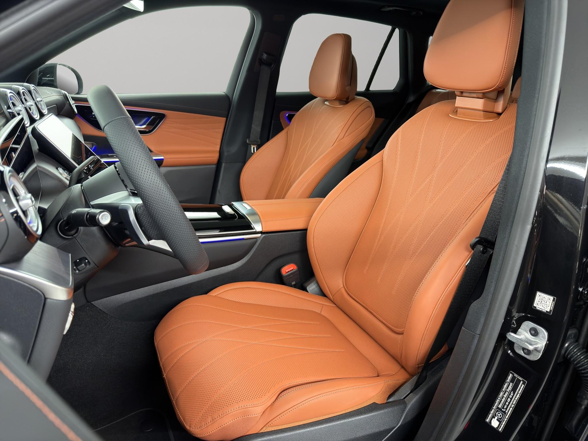 MERCEDES-BENZ GLC 220 d AMG Line 4matic-image-6