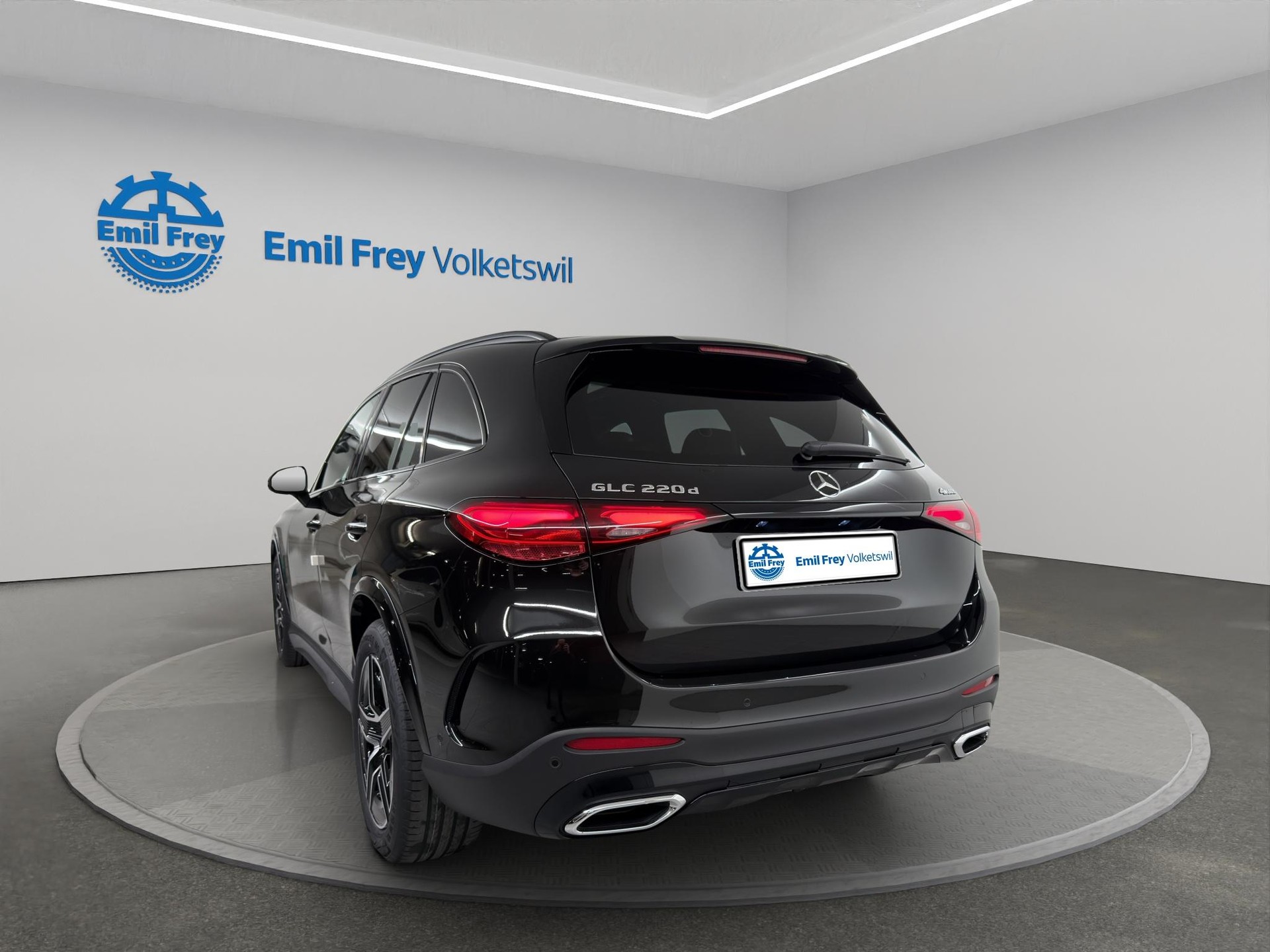 MERCEDES-BENZ GLC 220 d AMG Line 4matic-image-2