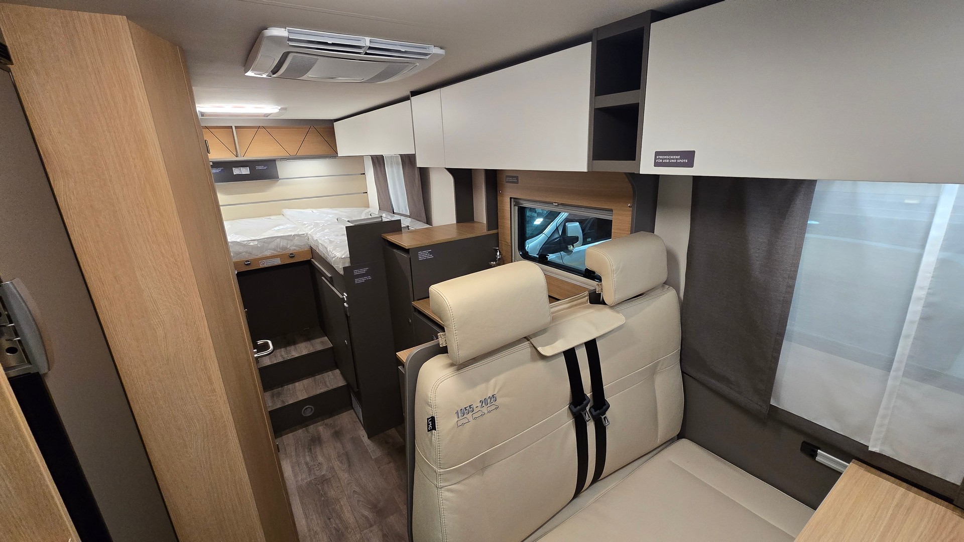 LMC "70Jahre- LMC" / Fiat Ducato 2.2MJT 140PS- Automatik-image-8