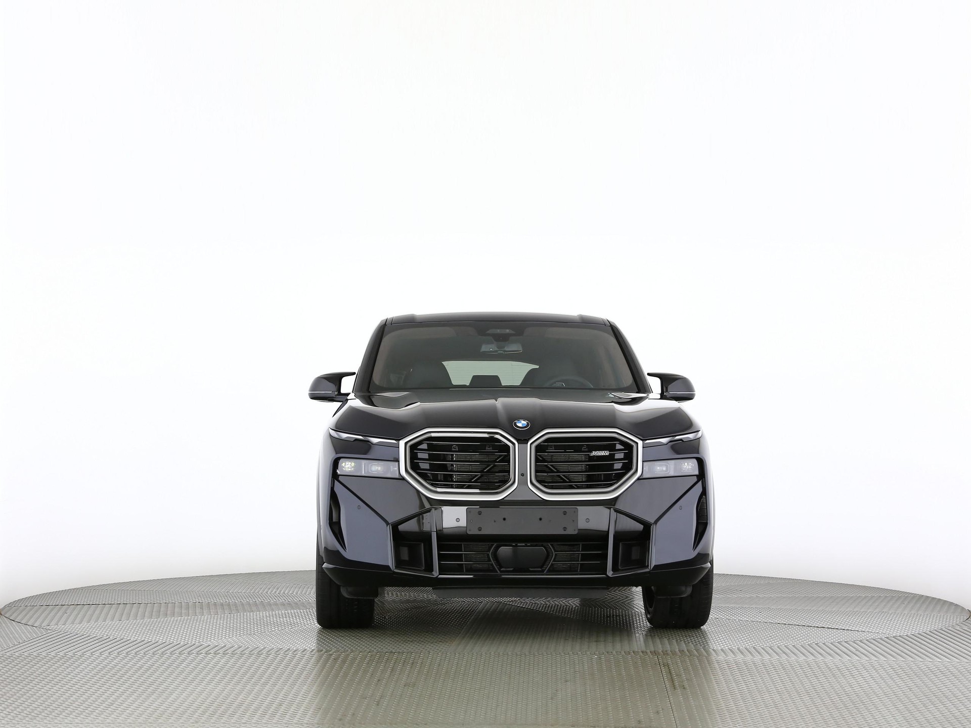 BMW XM 50e Plug-in Hybrid-image-29
