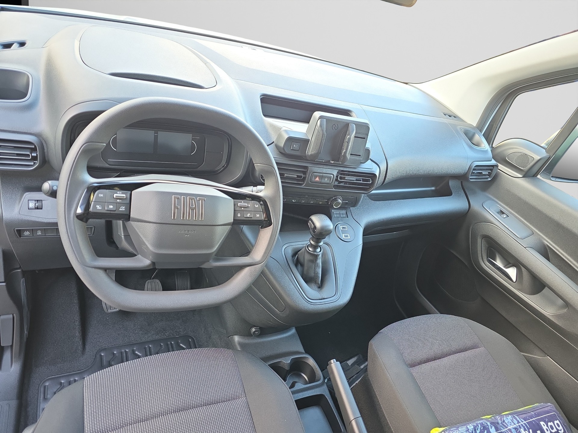 FIAT DOBLO fourg. L1 1.5 BlueHDI 100 Easy Pro-image-9