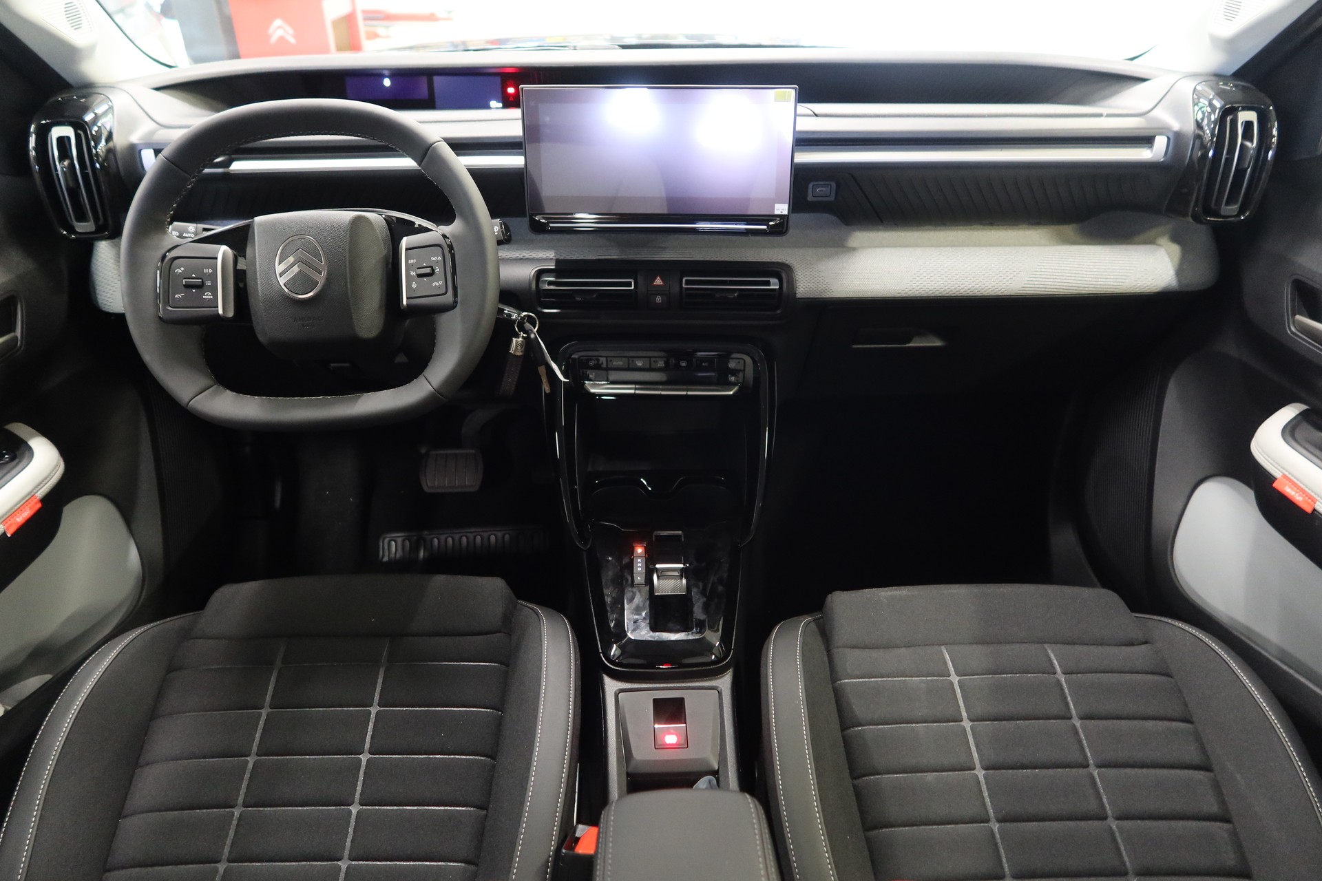 CITROEN C3 1.2i MHEV Max DCS6-image-6