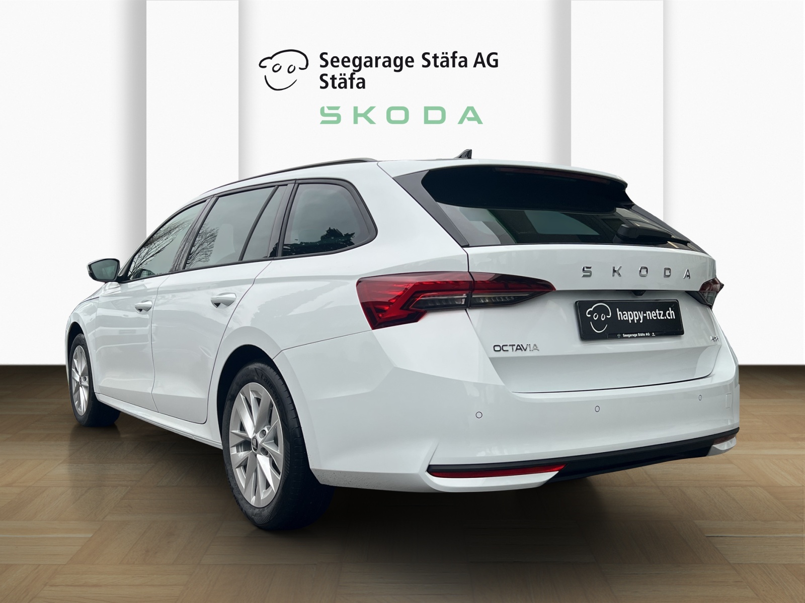 SKODA Octavia Combi 2.0 TSI DSG Selection 4x4-image-2