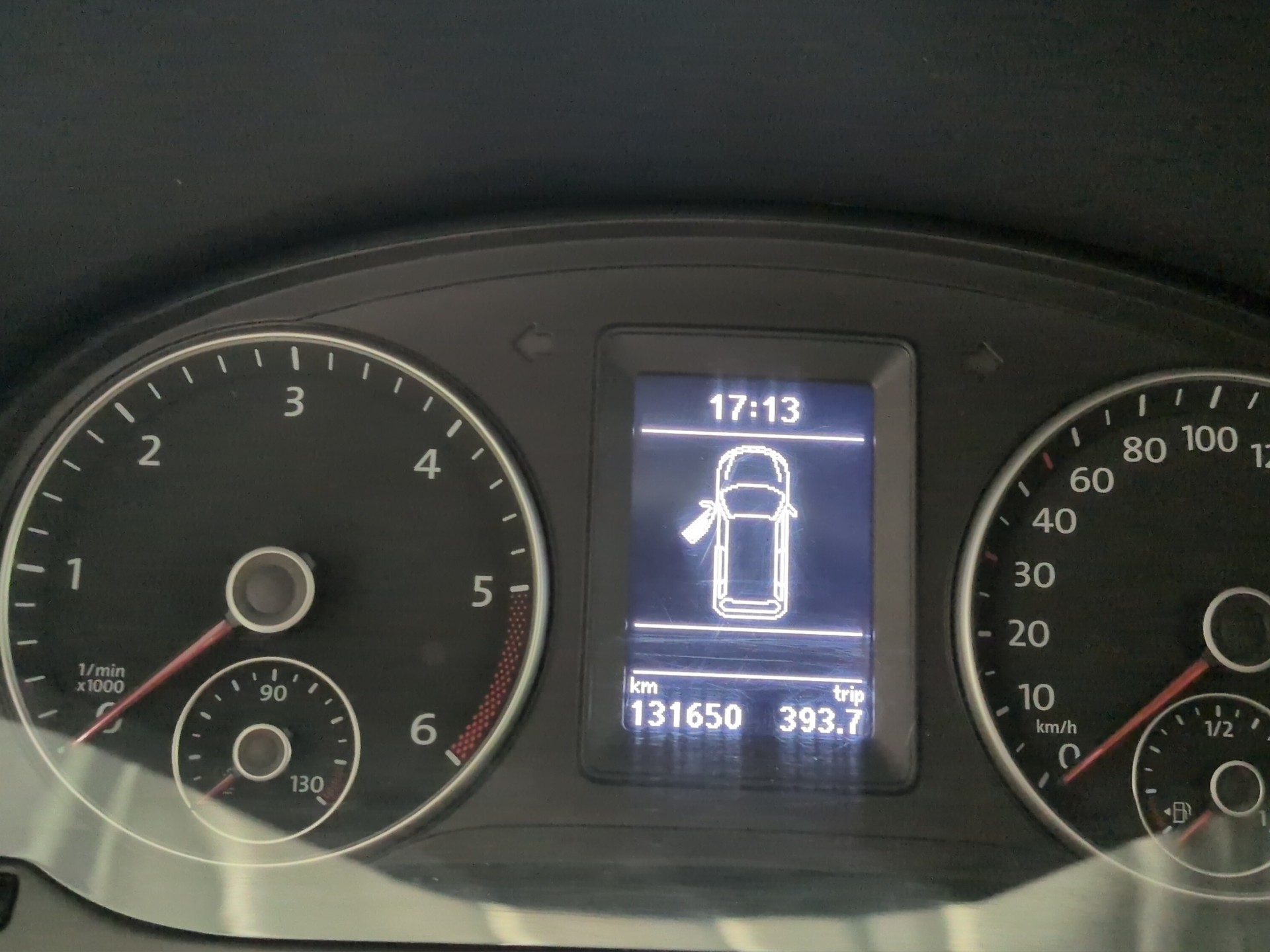 VW Caddy 2.0TDI 4Motion BlueMotion Technology-image-10
