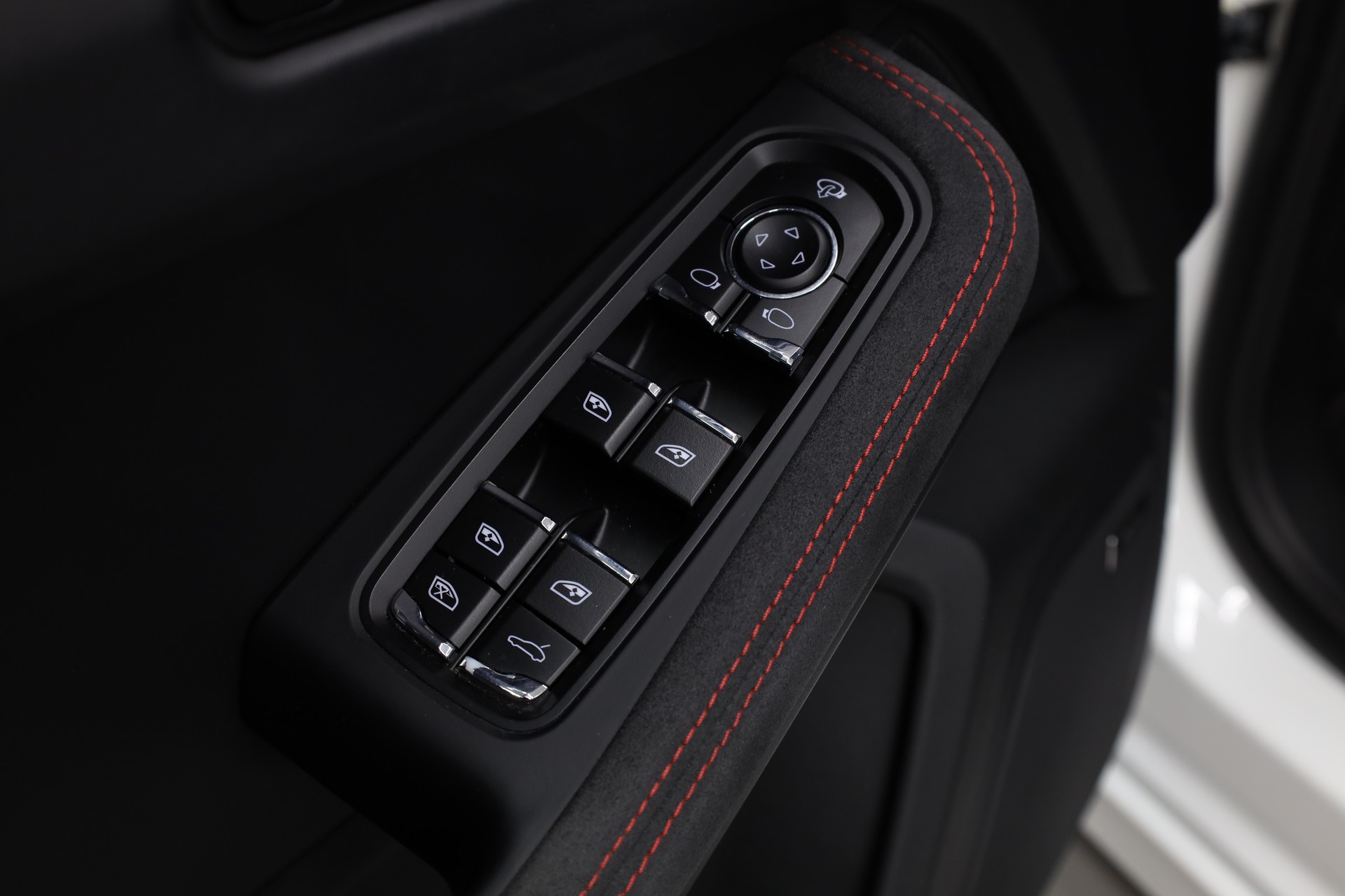 PORSCHE Macan 3.0 V6 GTS-image-19