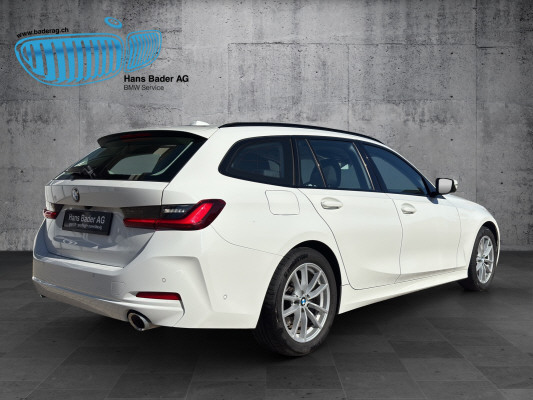 BMW 320d xDrive 48V Touring-image-4
