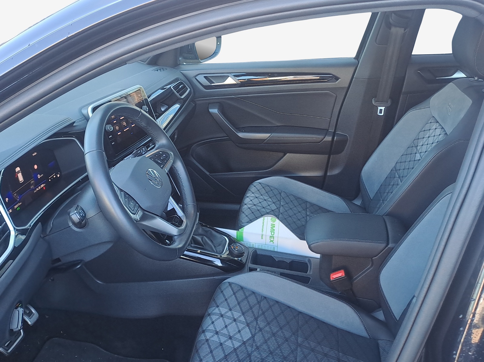 VW T-Roc 2.0 TSI Style DSG 4Motion-image-7