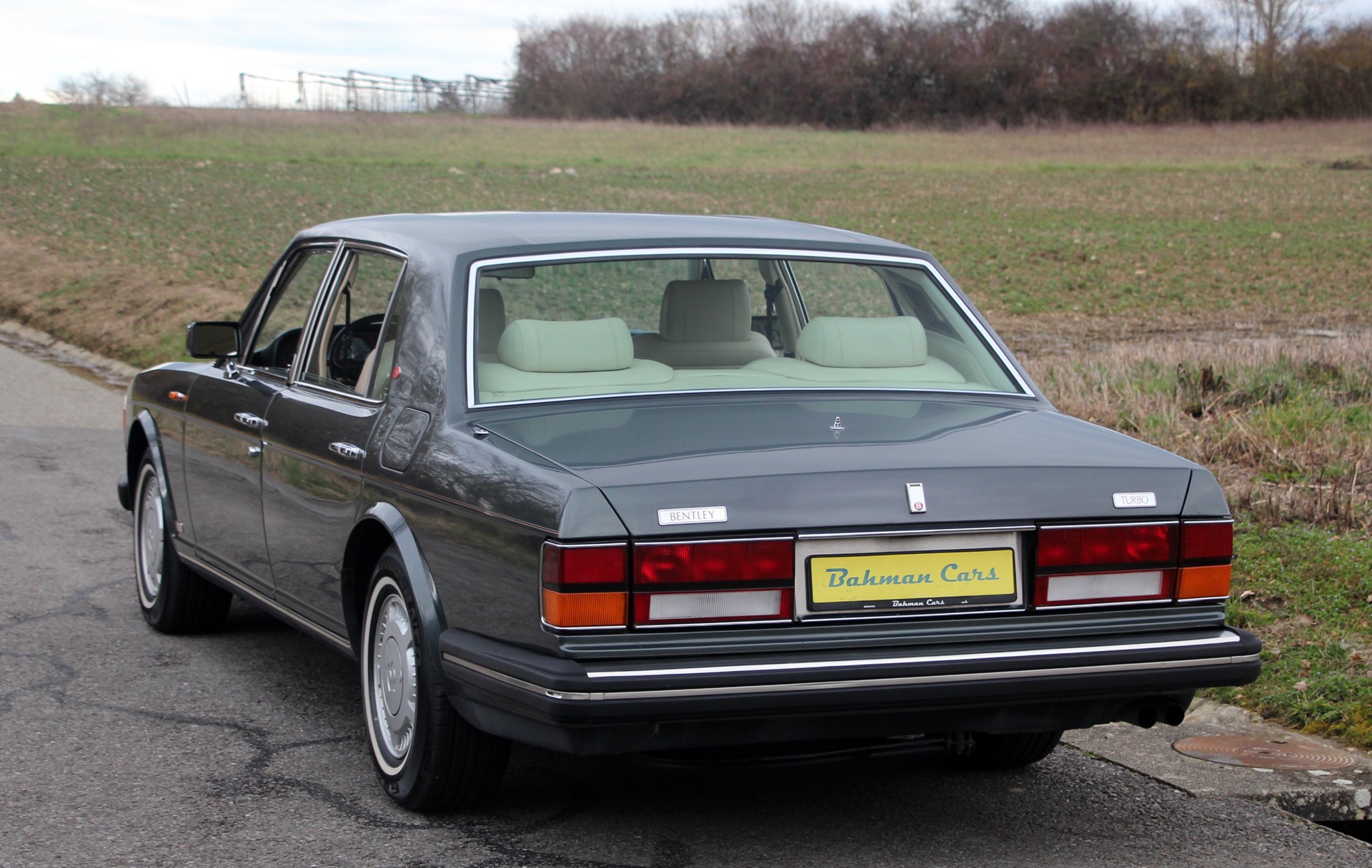 BENTLEY Turbo R LWB-image-23