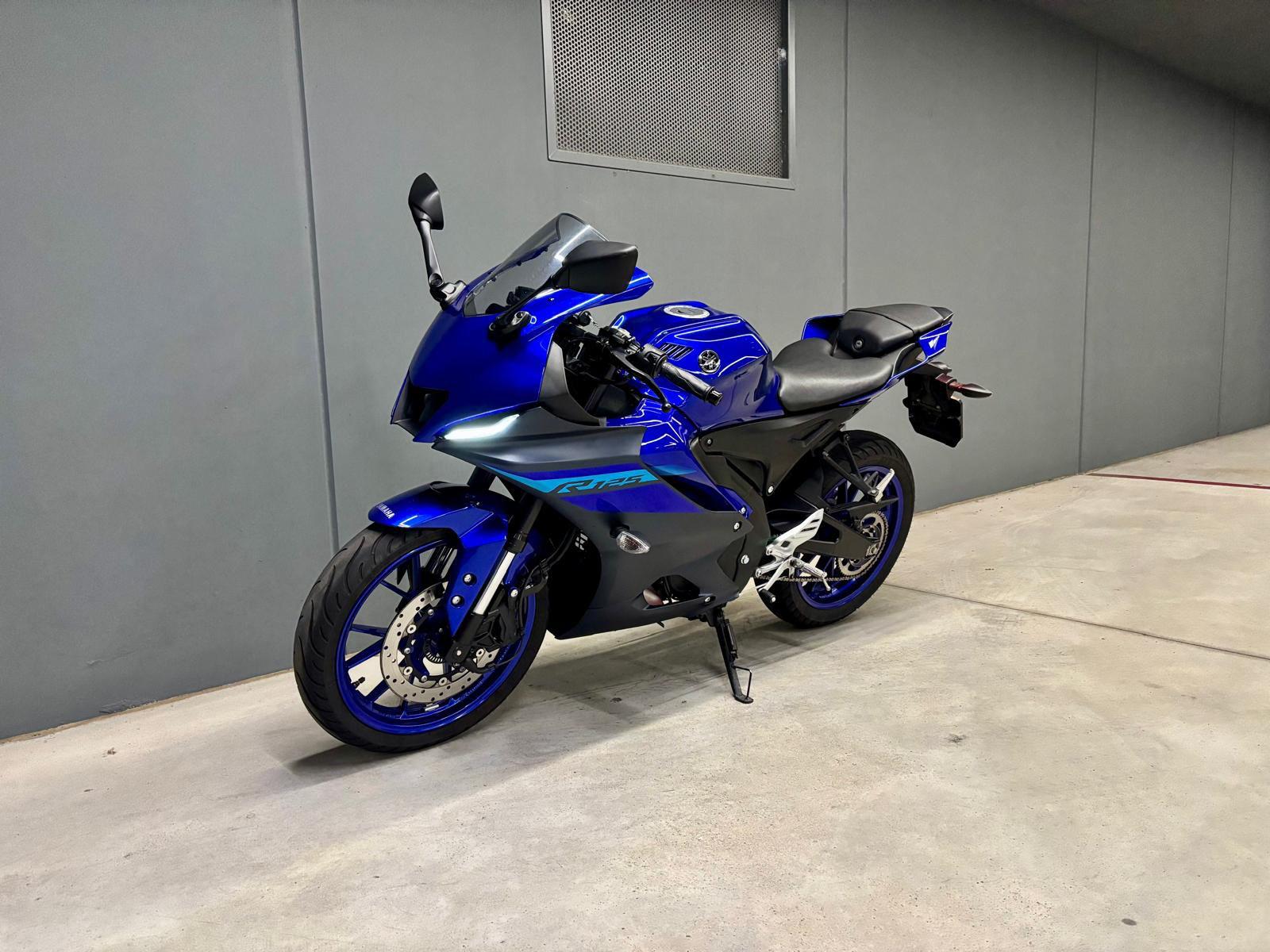 YAMAHA YZF-R 125 ABS