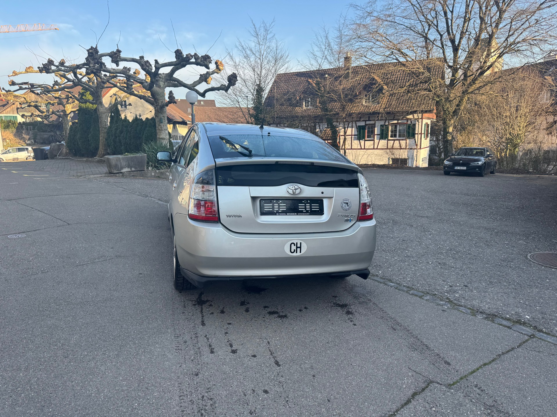 TOYOTA Prius 1.5 16V Hybrid-image-2