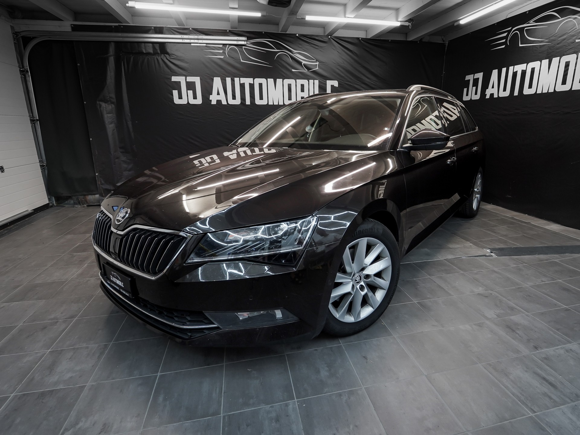 SKODA Superb Combi 2.0 TDi Ambition 4x4 DSG