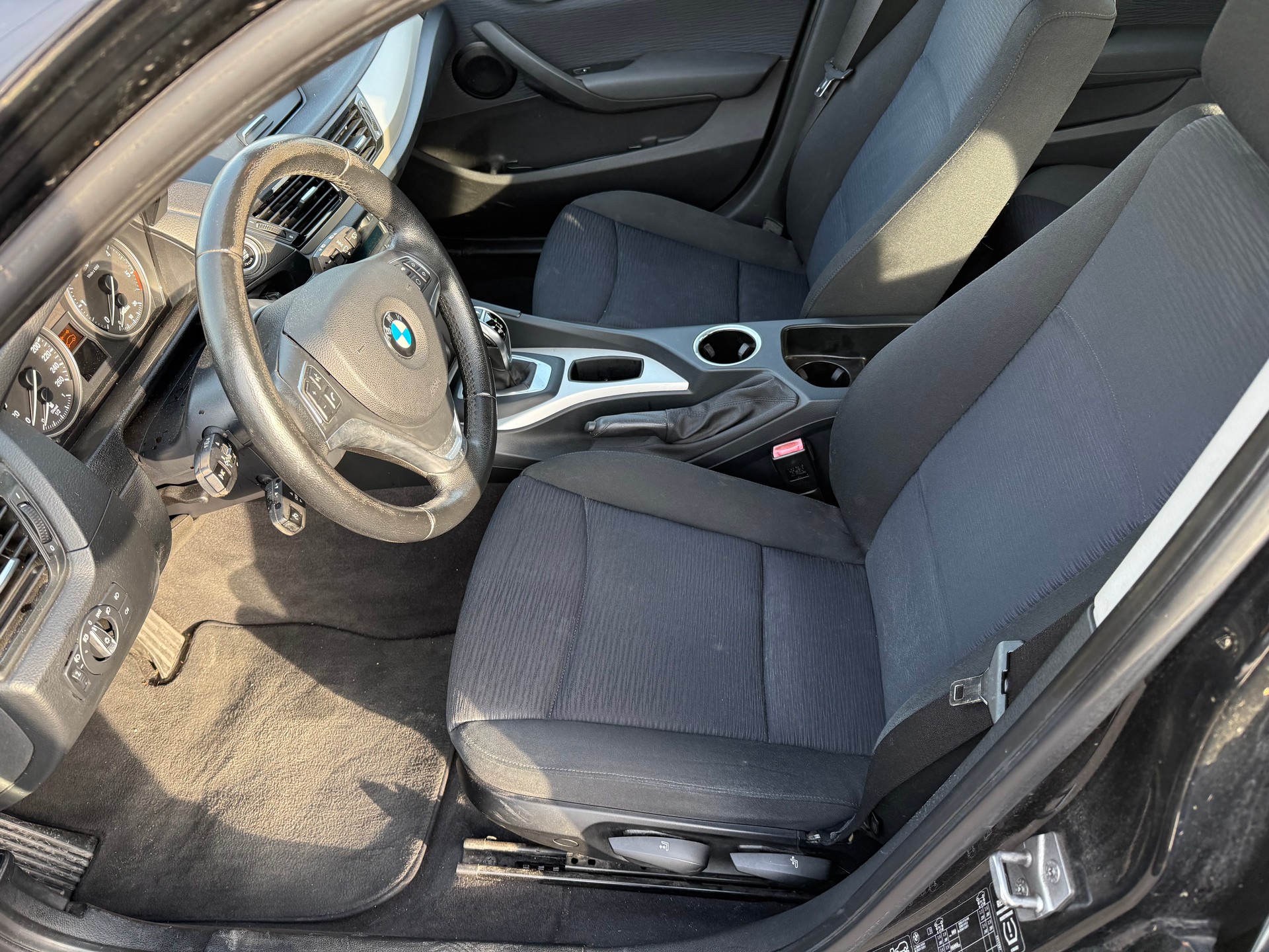 BMW X1 xDrive 18d Steptronic-image-9