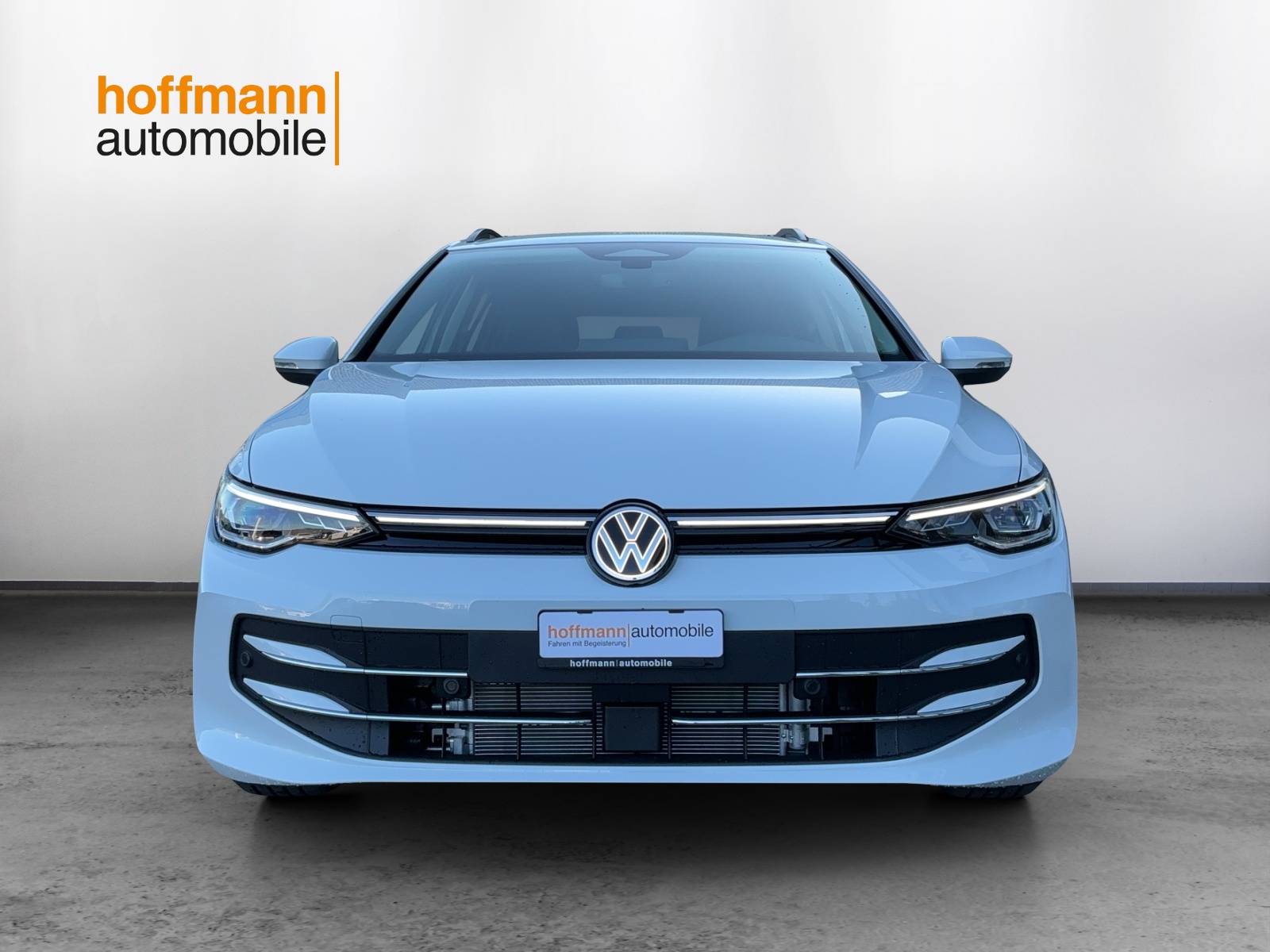 VW Golf Variant 2.0 TDI Style DSG-image-1
