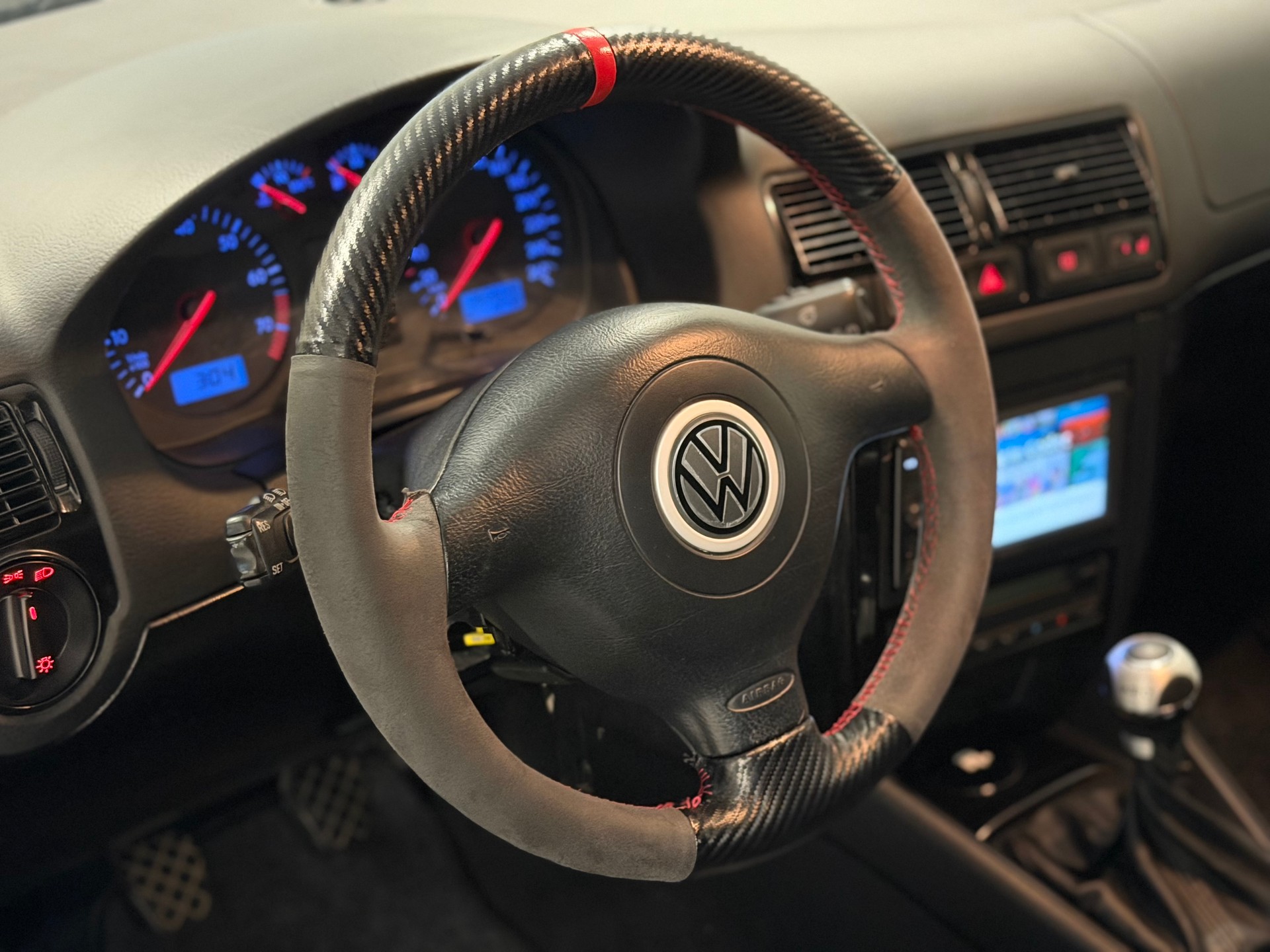 VW Golf 2.8 Highline 4Motion-image-20