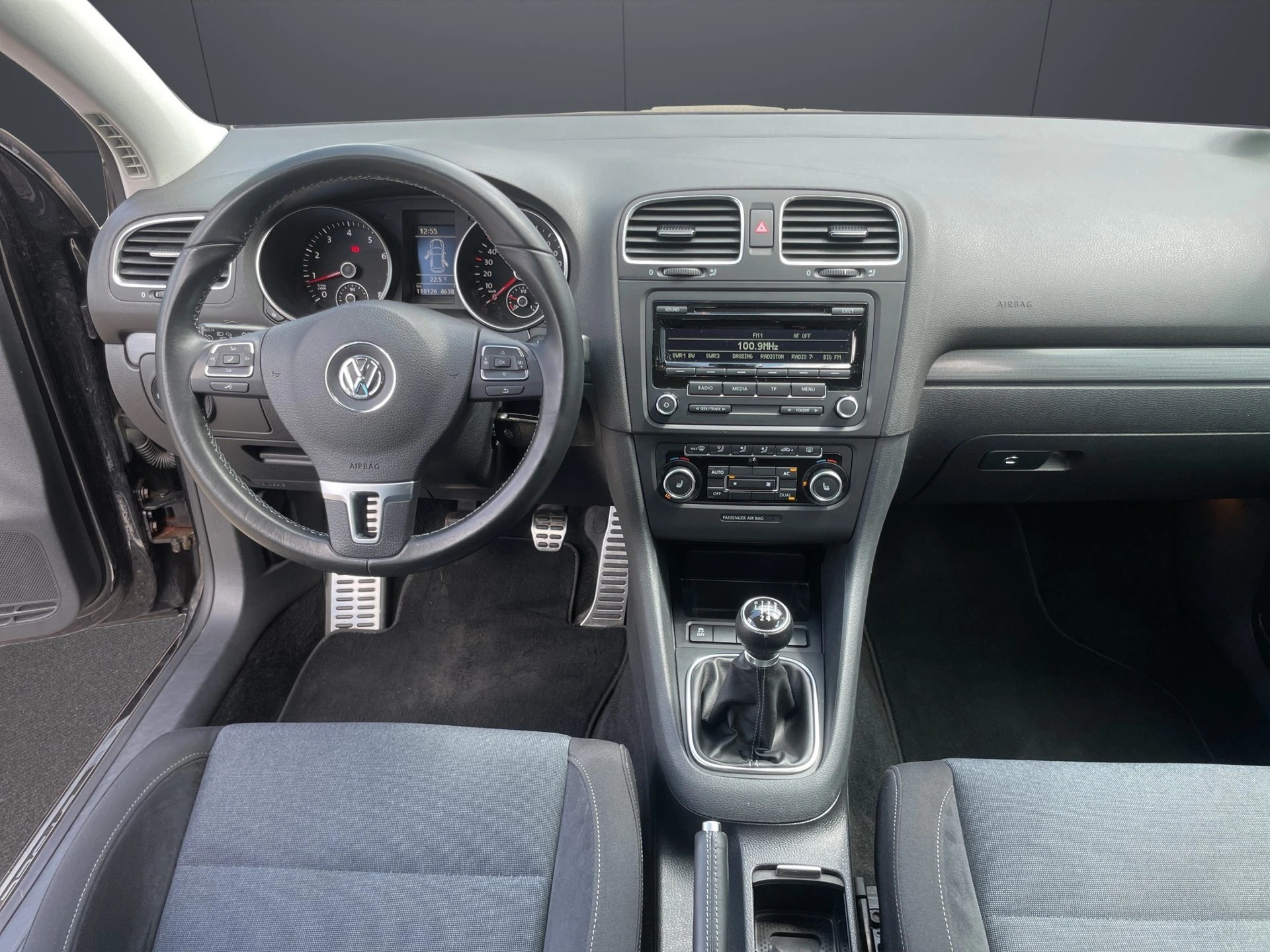 VW Golf 1.2 TSI BlueMotion Technology Trendline-image-7
