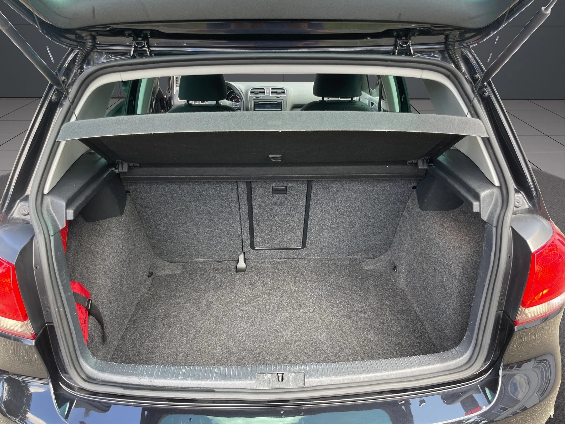VW Golf 1.2 TSI BlueMotion Technology Trendline-image-8