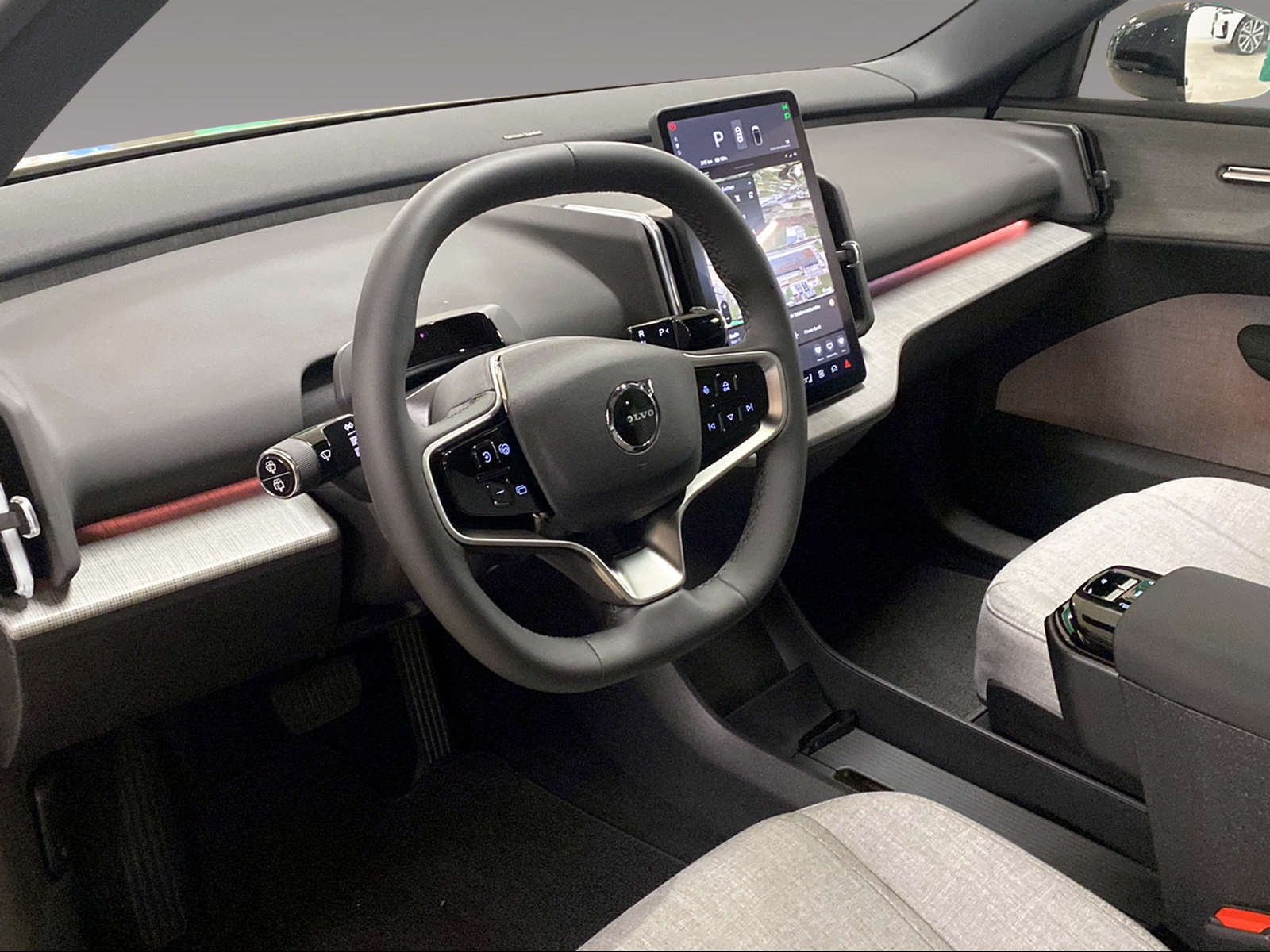 VOLVO EX 30 E60 Twin Ultra Performance AWD-image-6