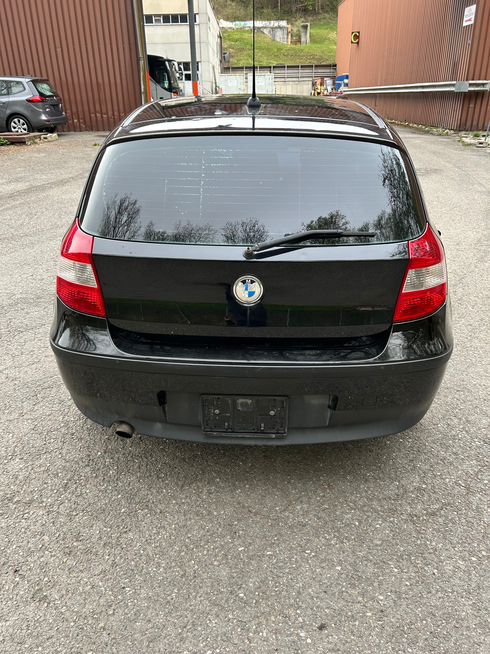 BMW 116i-image-4