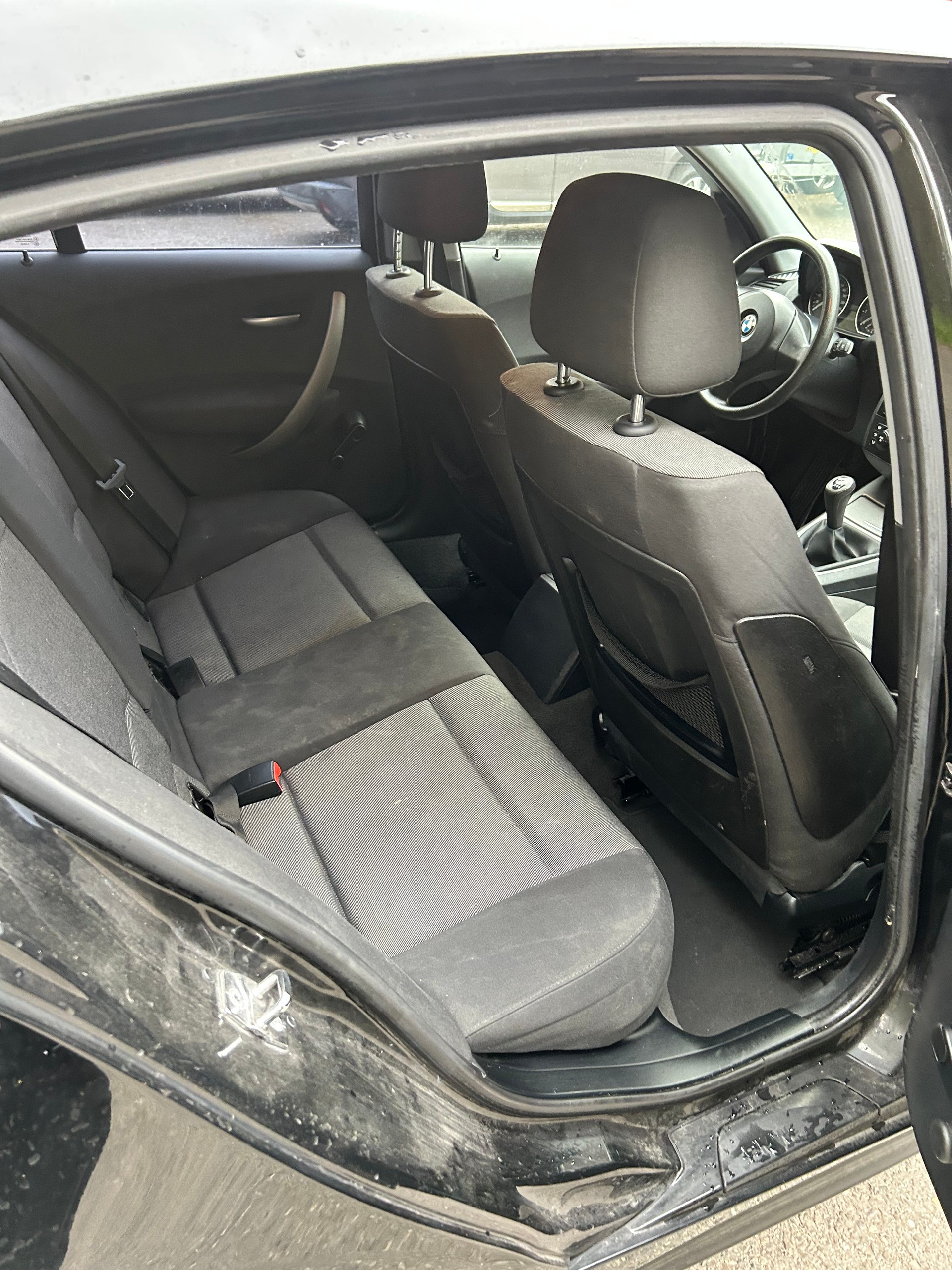 BMW 116i-image-5