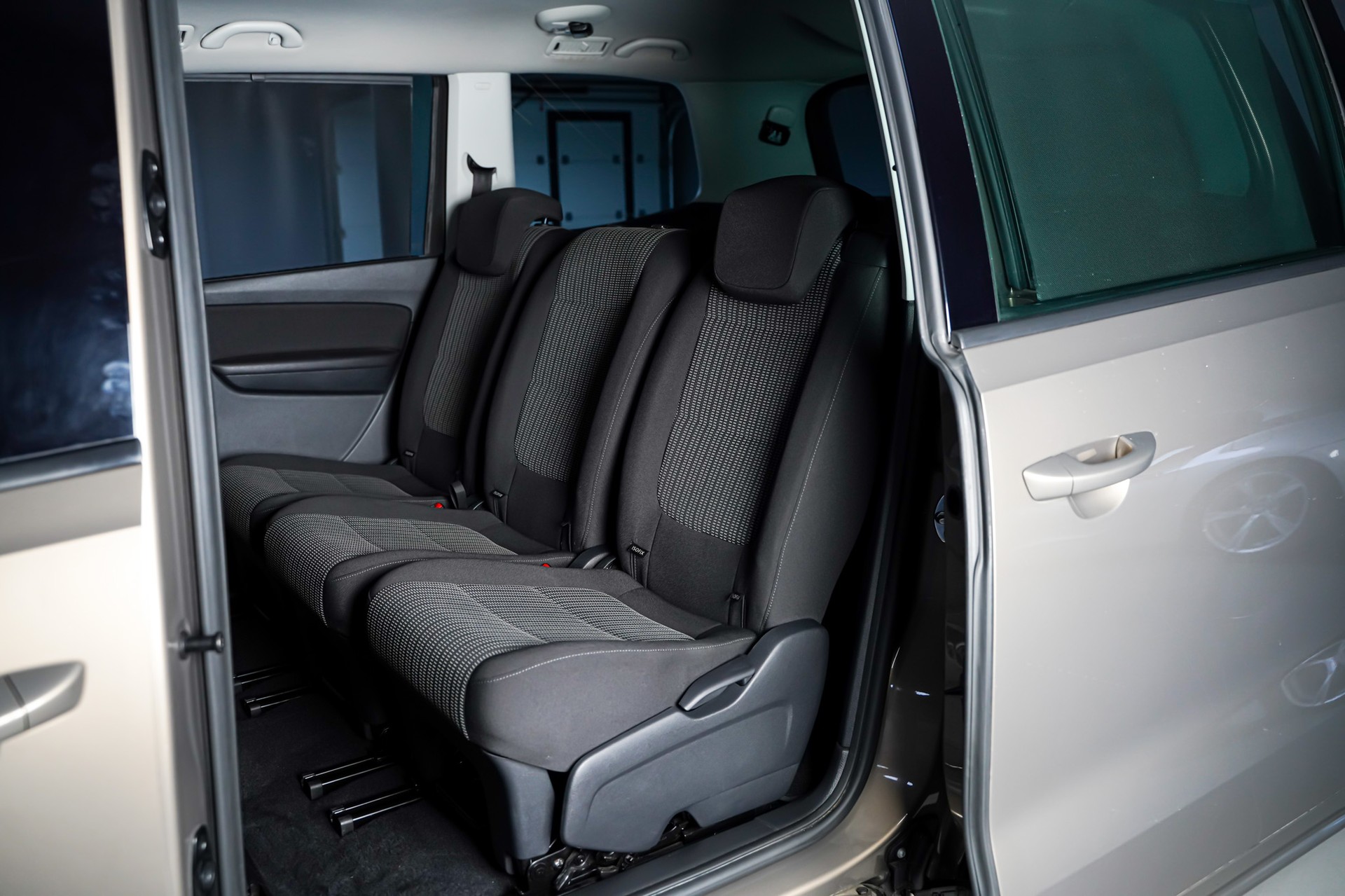 SEAT Alhambra 2.0 TDI Reference DSG 7-Plätzer-image-13