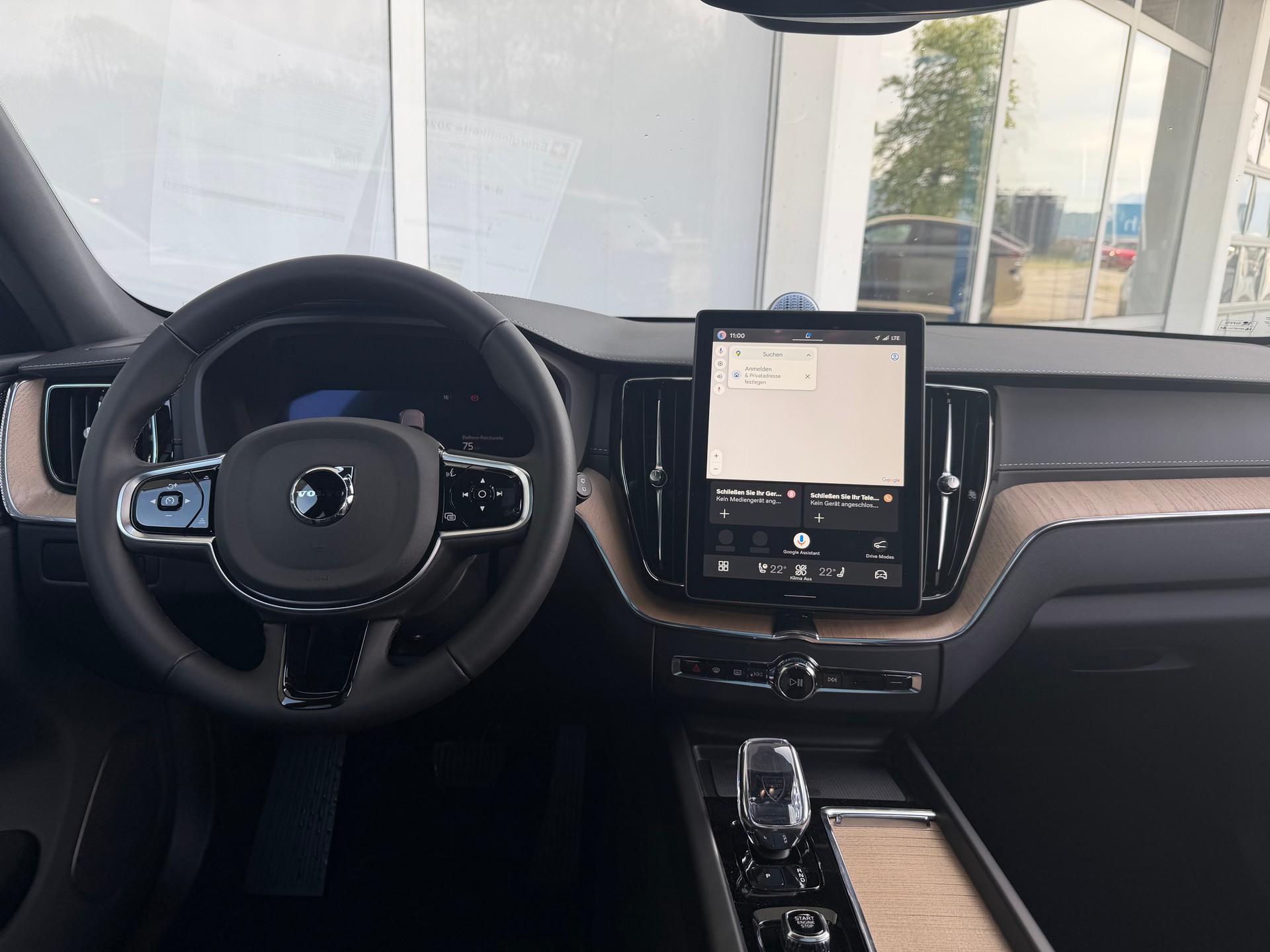 VOLVO XC60 T8 eAWD Ultra Dark Geartronic-image-8