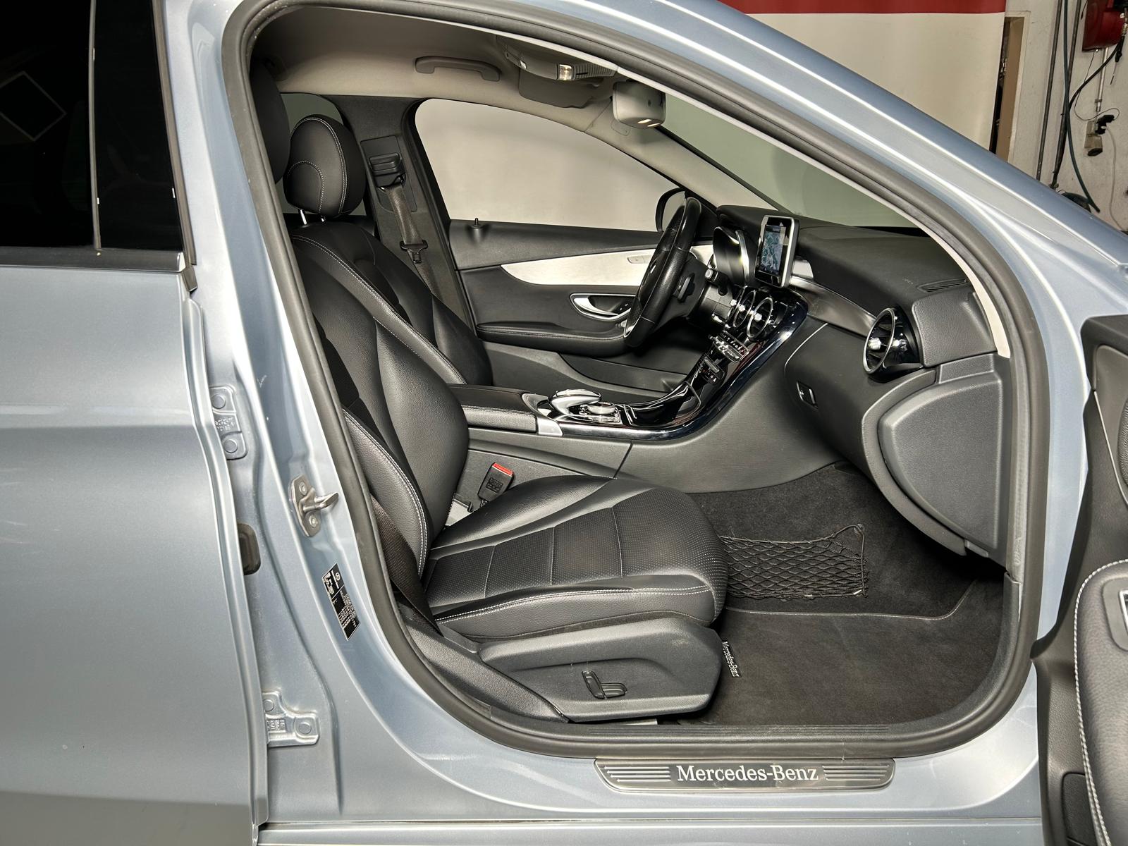 MERCEDES-BENZ C 220 d Avantgarde Kombi CH FAHRZEUG-image-11