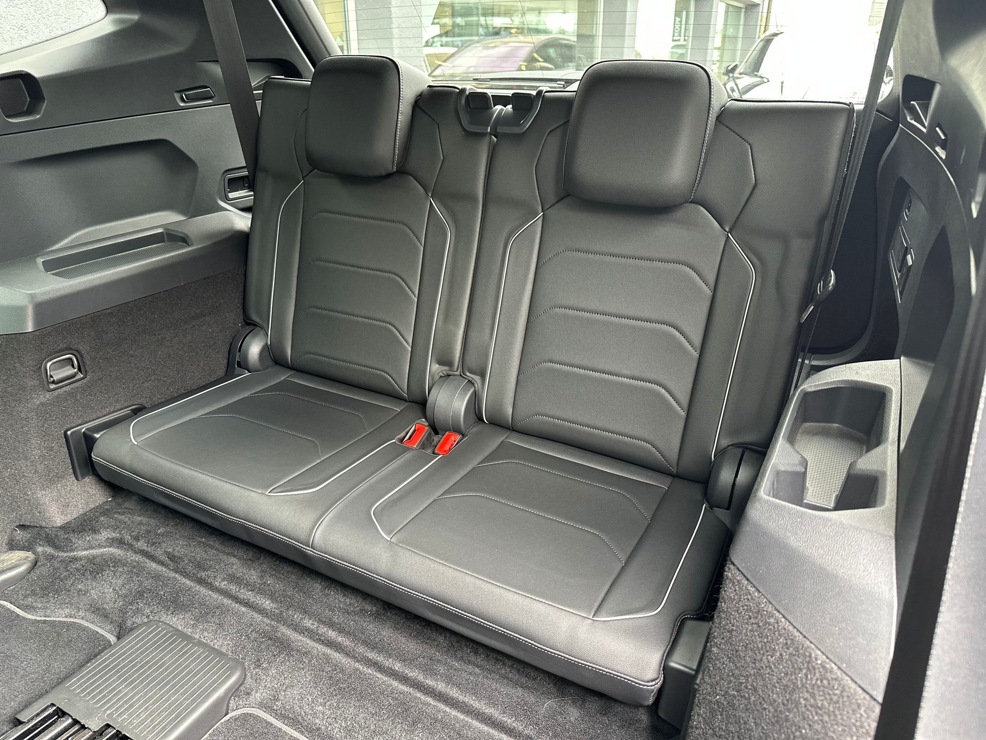 VW Tiguan Allspace 2.0TSI Highline 4Motion DSG-image-8