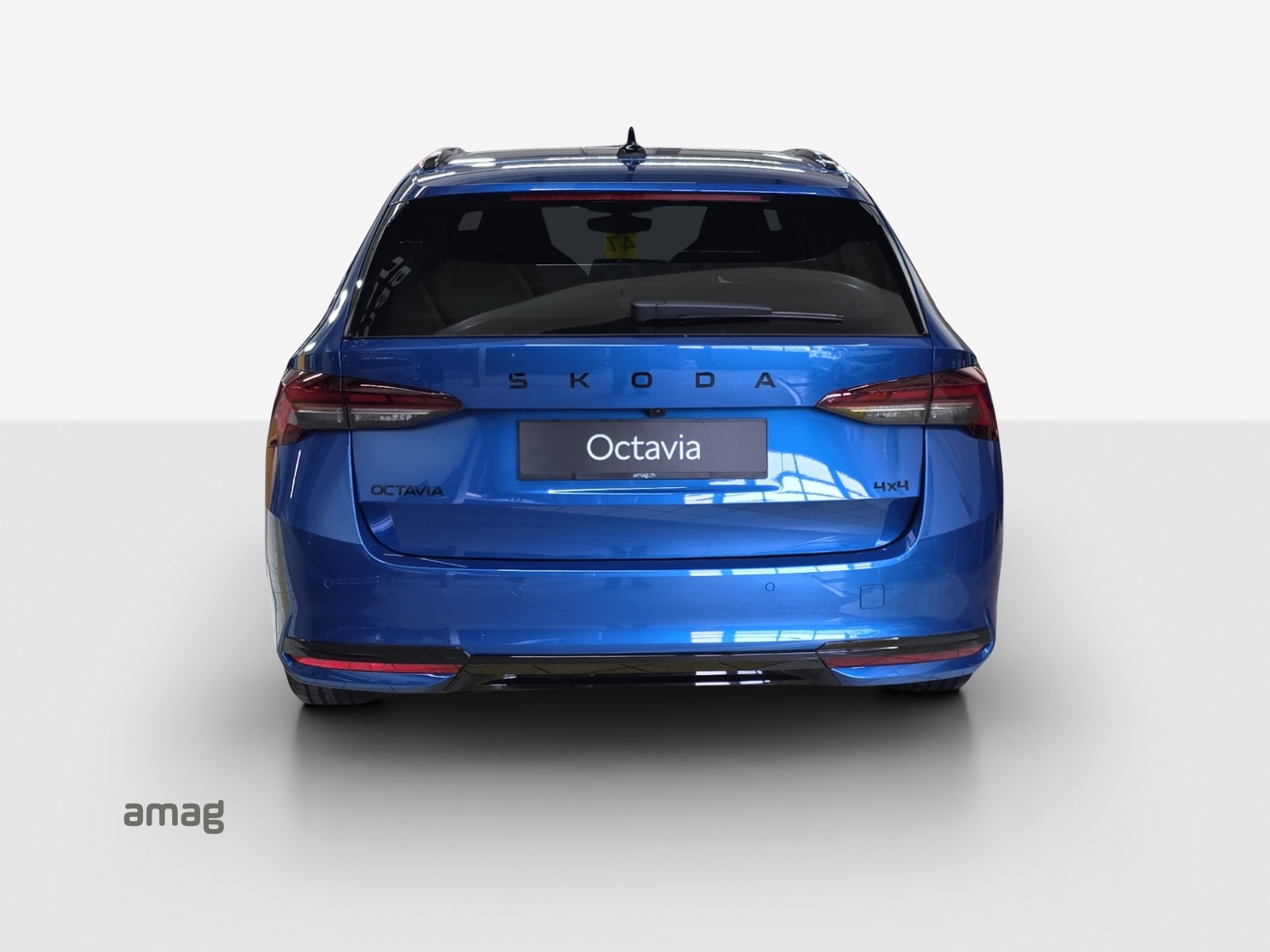 SKODA Octavia Combi 2.0 TSI DSG Sport Line 4x4-image-3