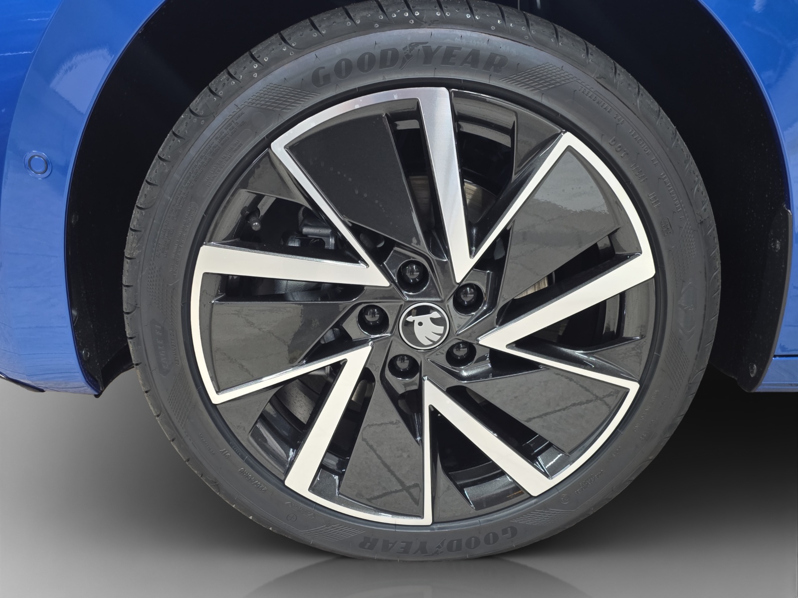 SKODA Octavia Combi 2.0 TSI DSG Sport Line 4x4-image-13