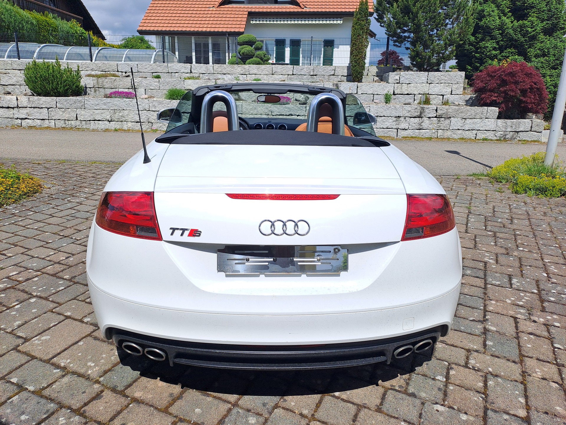 AUDI TTS Roadster-image-2