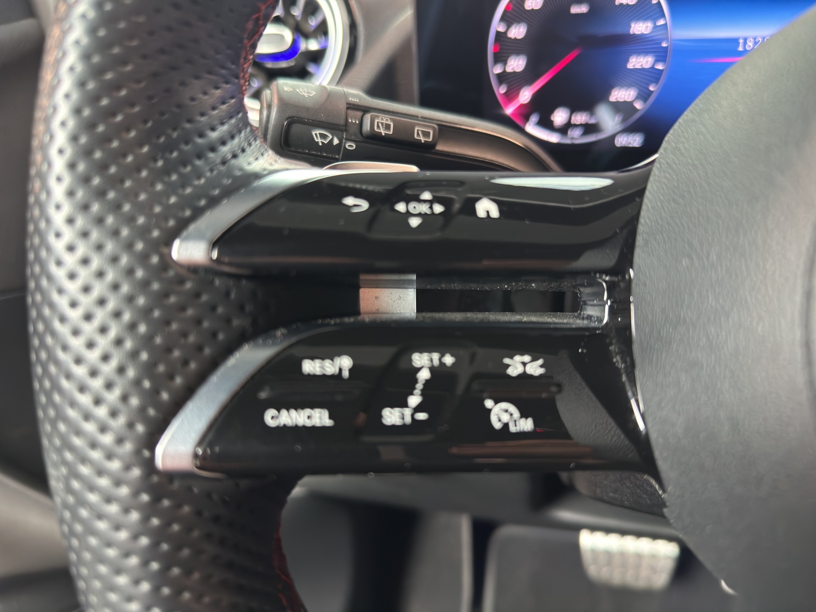 MERCEDES-BENZ B 250 e 8G-DCT-image-8