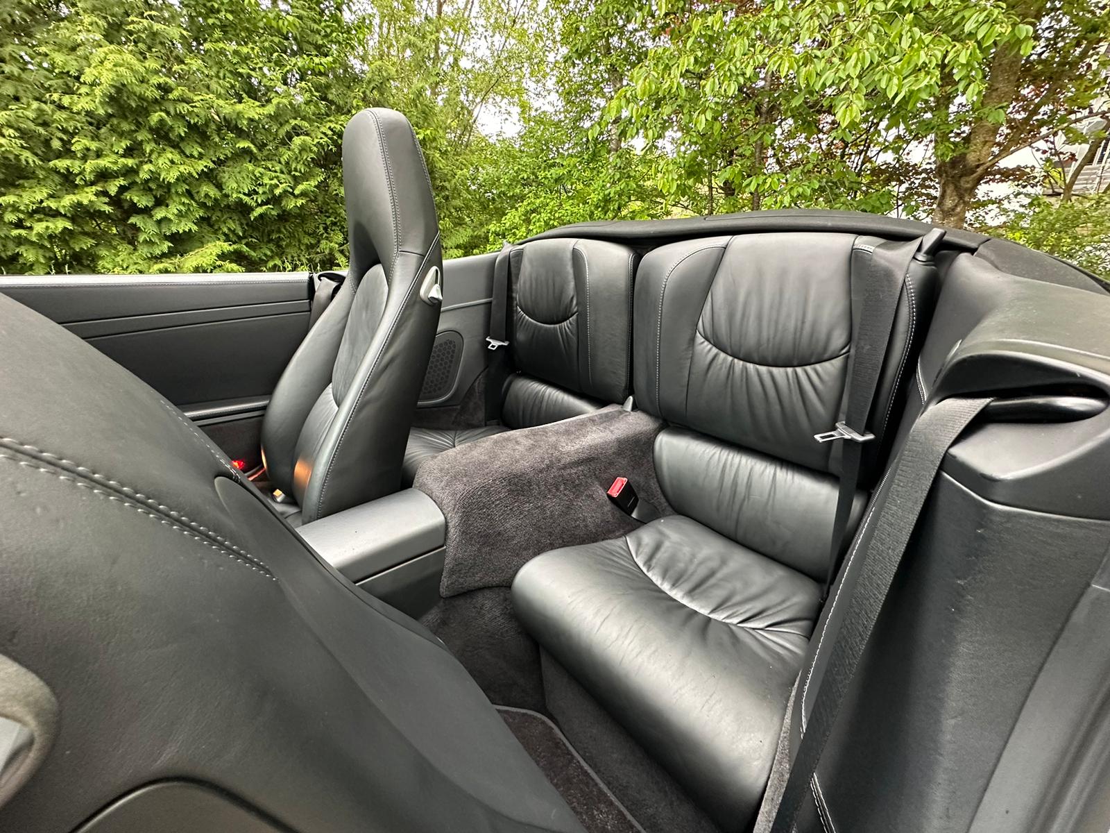 PORSCHE 911 Cabrio Carrera-image-18