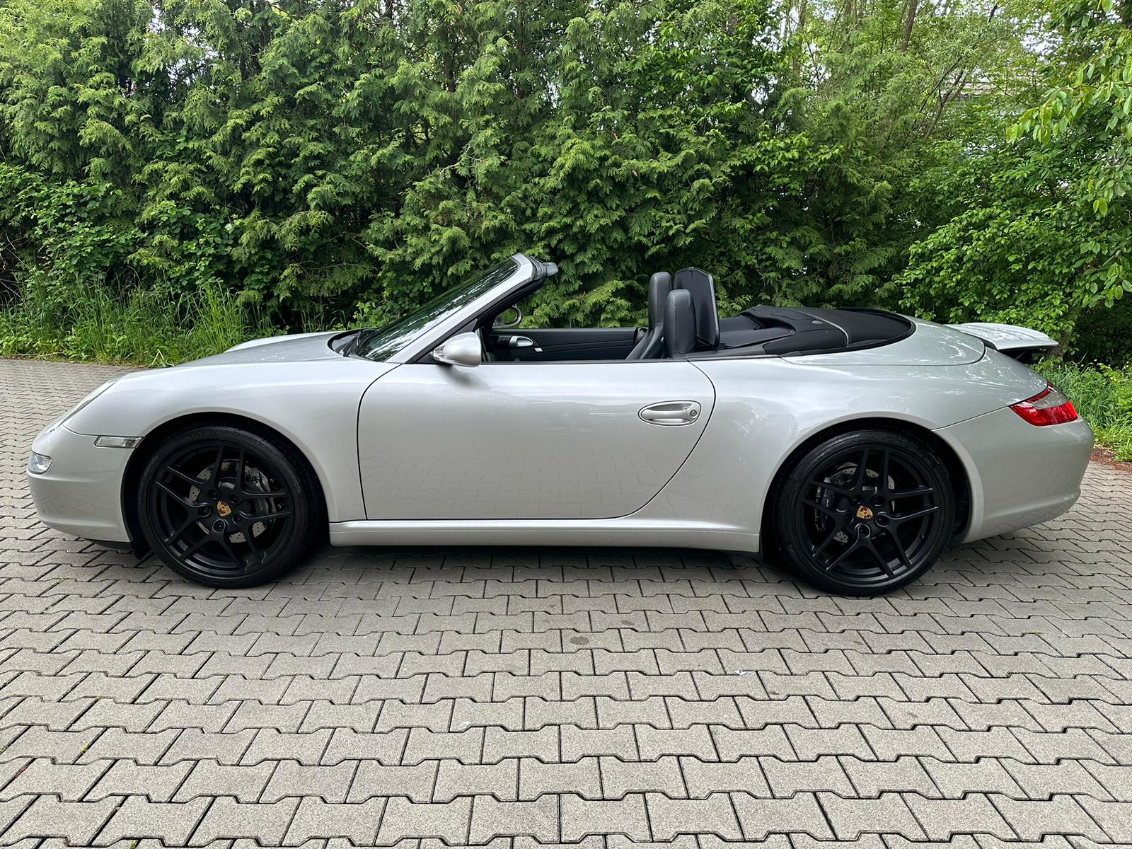 PORSCHE 911 Cabrio Carrera-showroom-element-3
