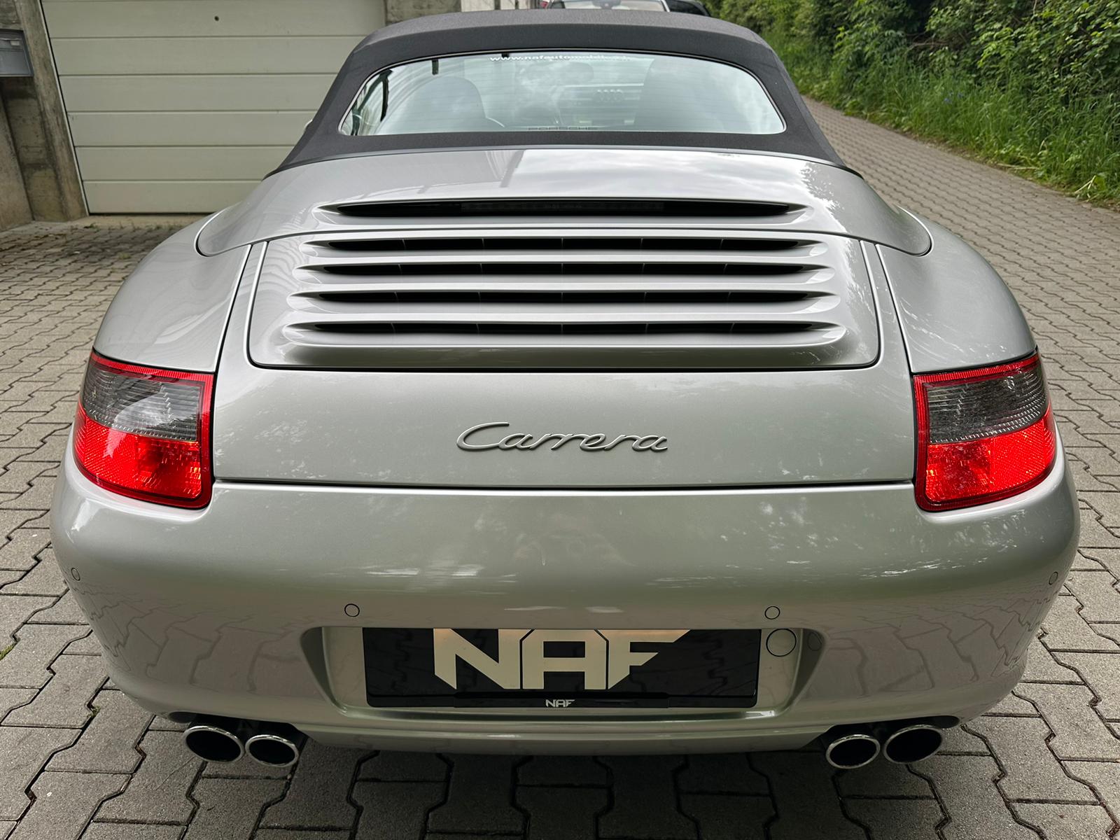 PORSCHE 911 Cabrio Carrera-image-6