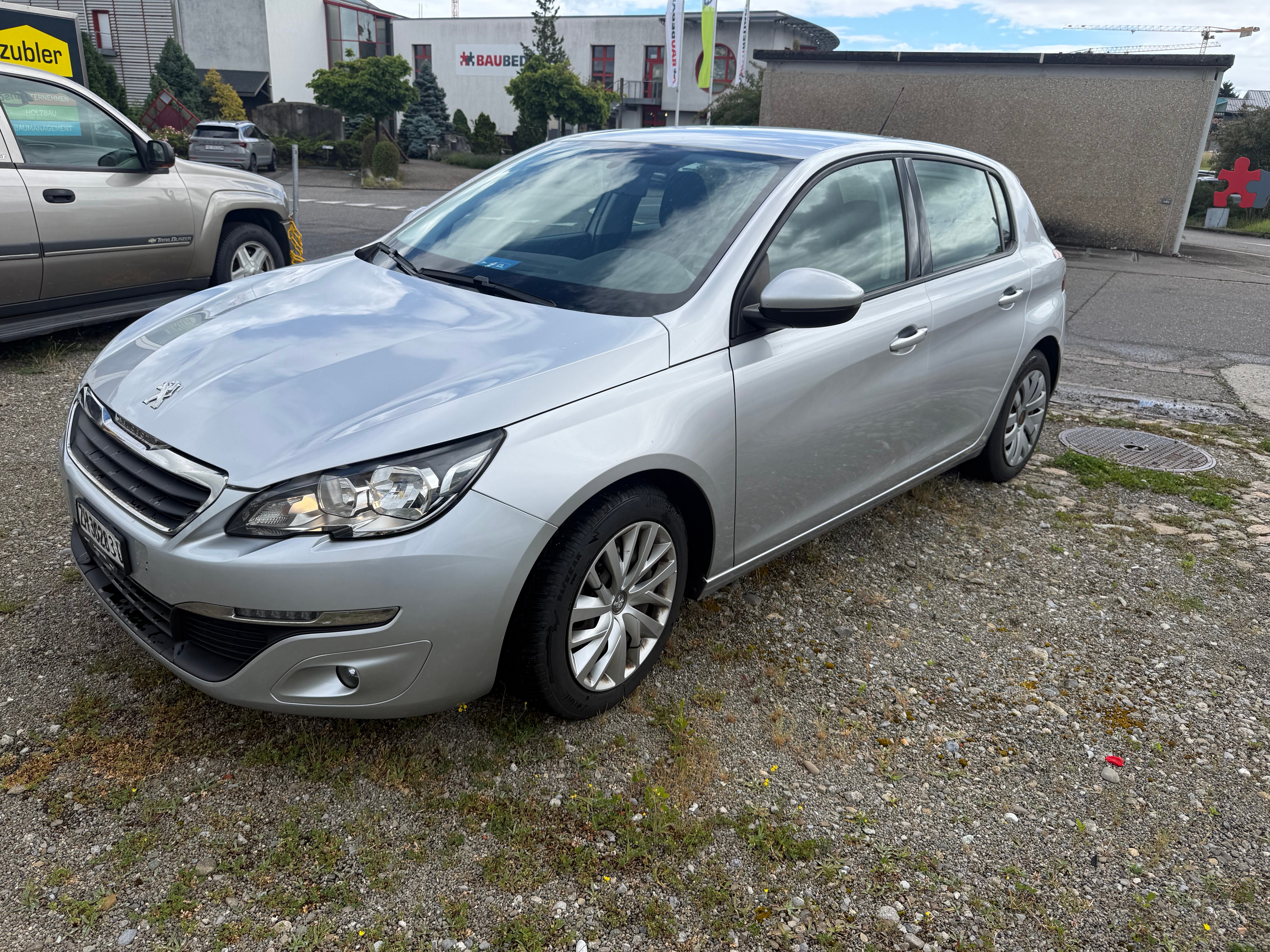 Car photo
