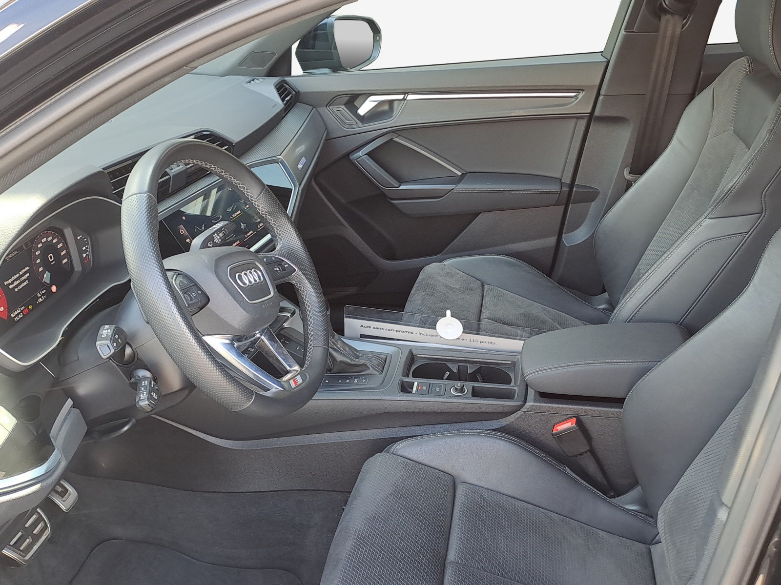 AUDI Q3 35 TFSI advanced Attraction S-tronic-image-7