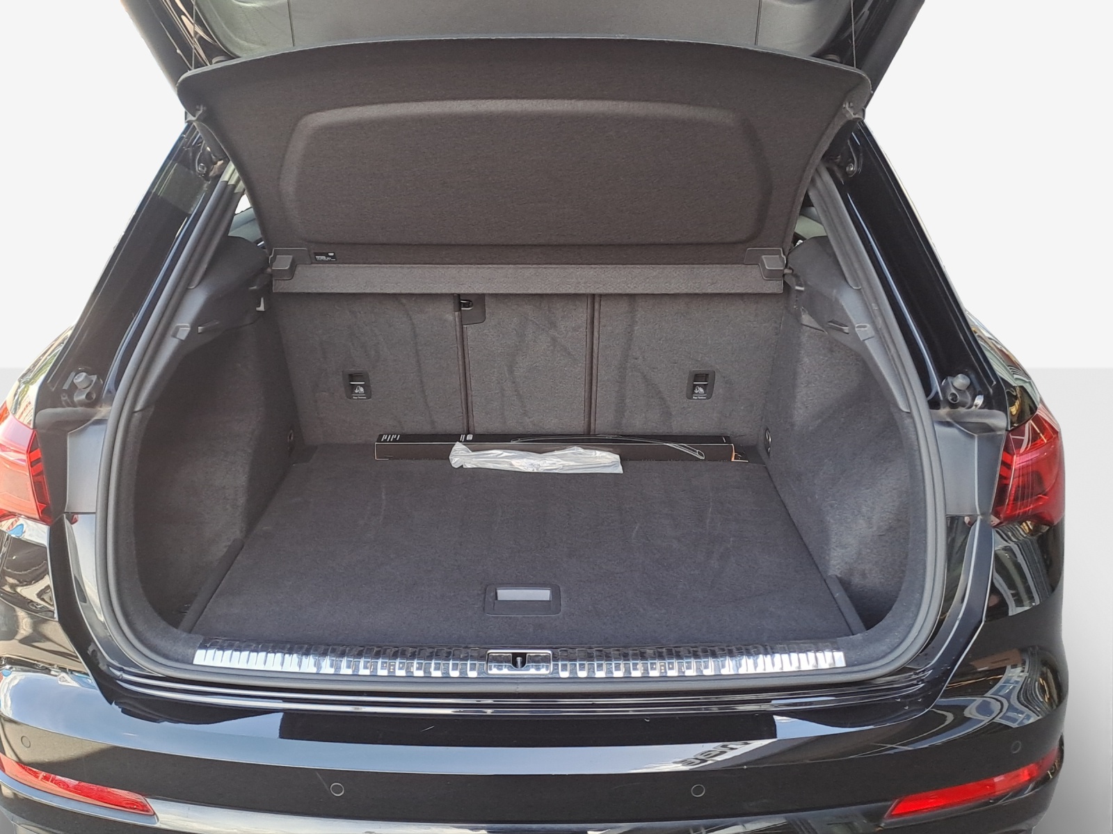 AUDI Q3 35 TFSI advanced Attraction S-tronic-image-12