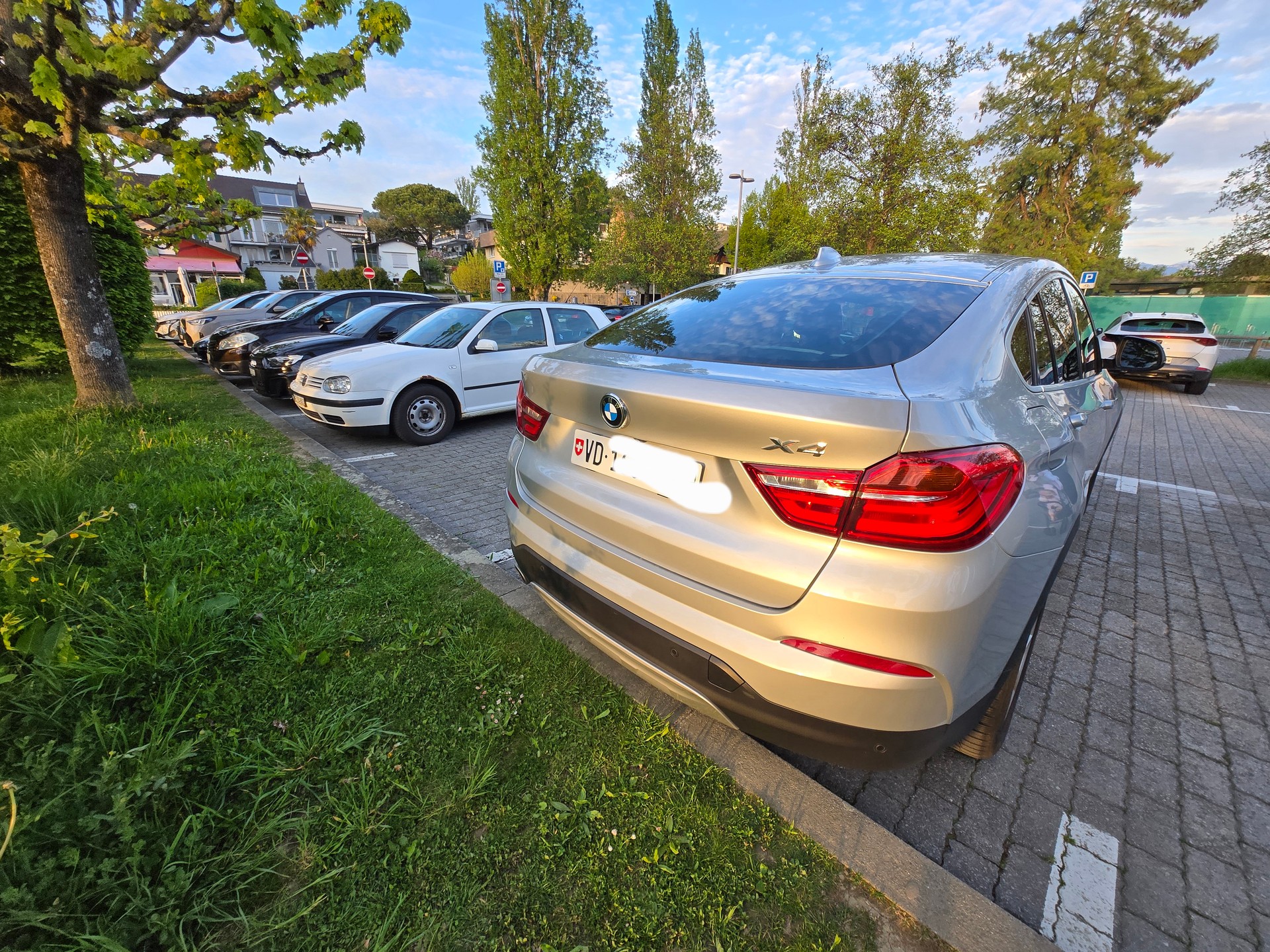 BMW 20d xDrive-image-2
