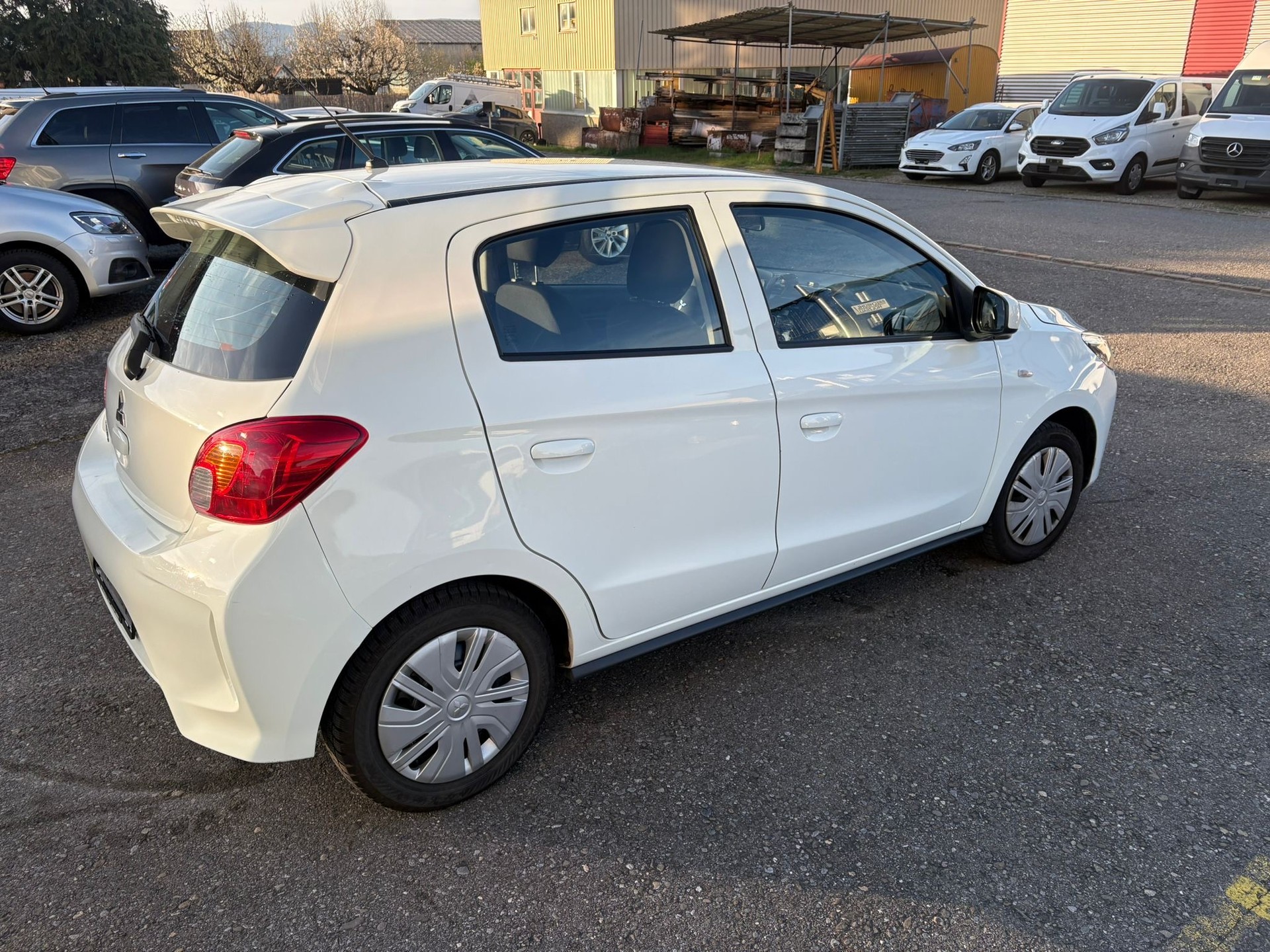 MITSUBISHI Space Star 1.0 Entry-image-1