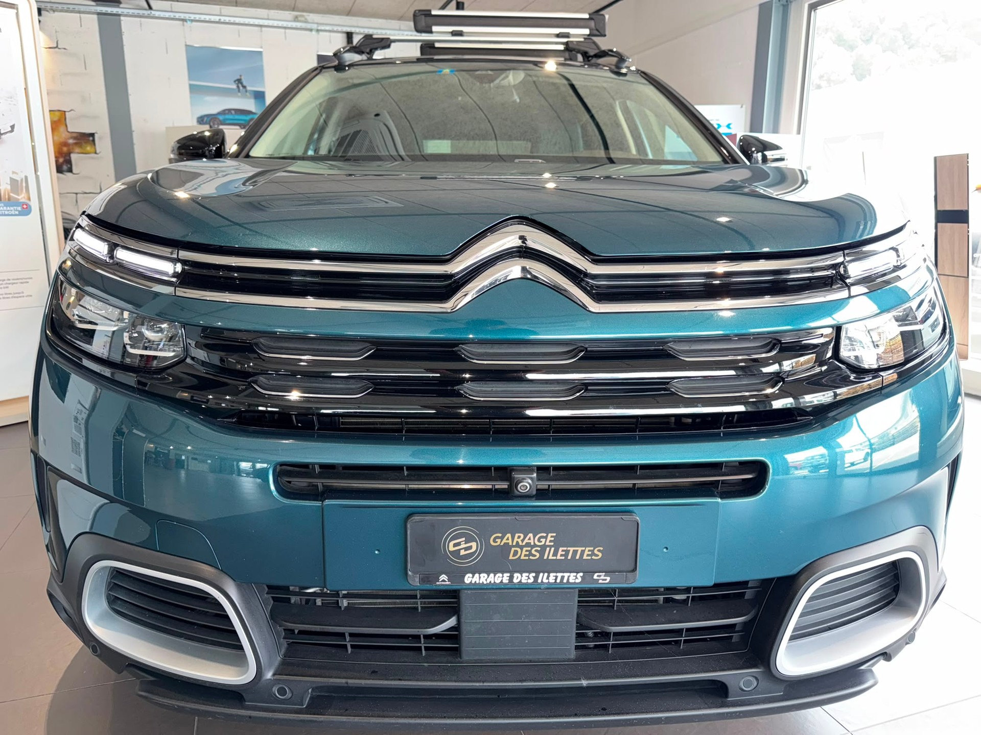 CITROEN C5 Aircross 1.6i PureTech Shine EAT8-image-7