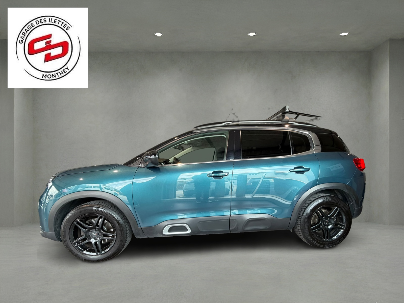 CITROEN C5 Aircross 1.6i PureTech Shine EAT8-showroom-element-1