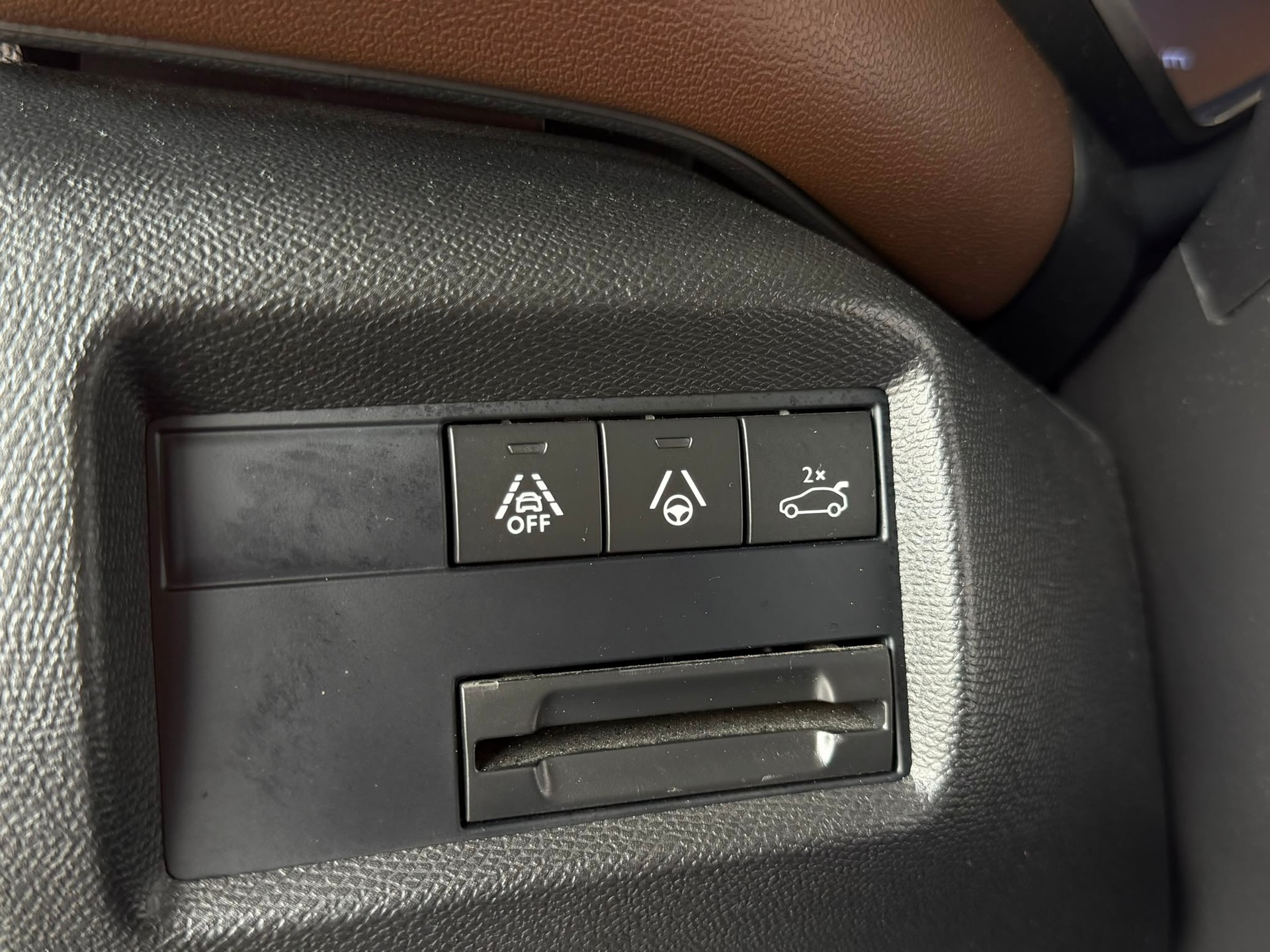 CITROEN C5 Aircross 1.6i PureTech Shine EAT8-image-20