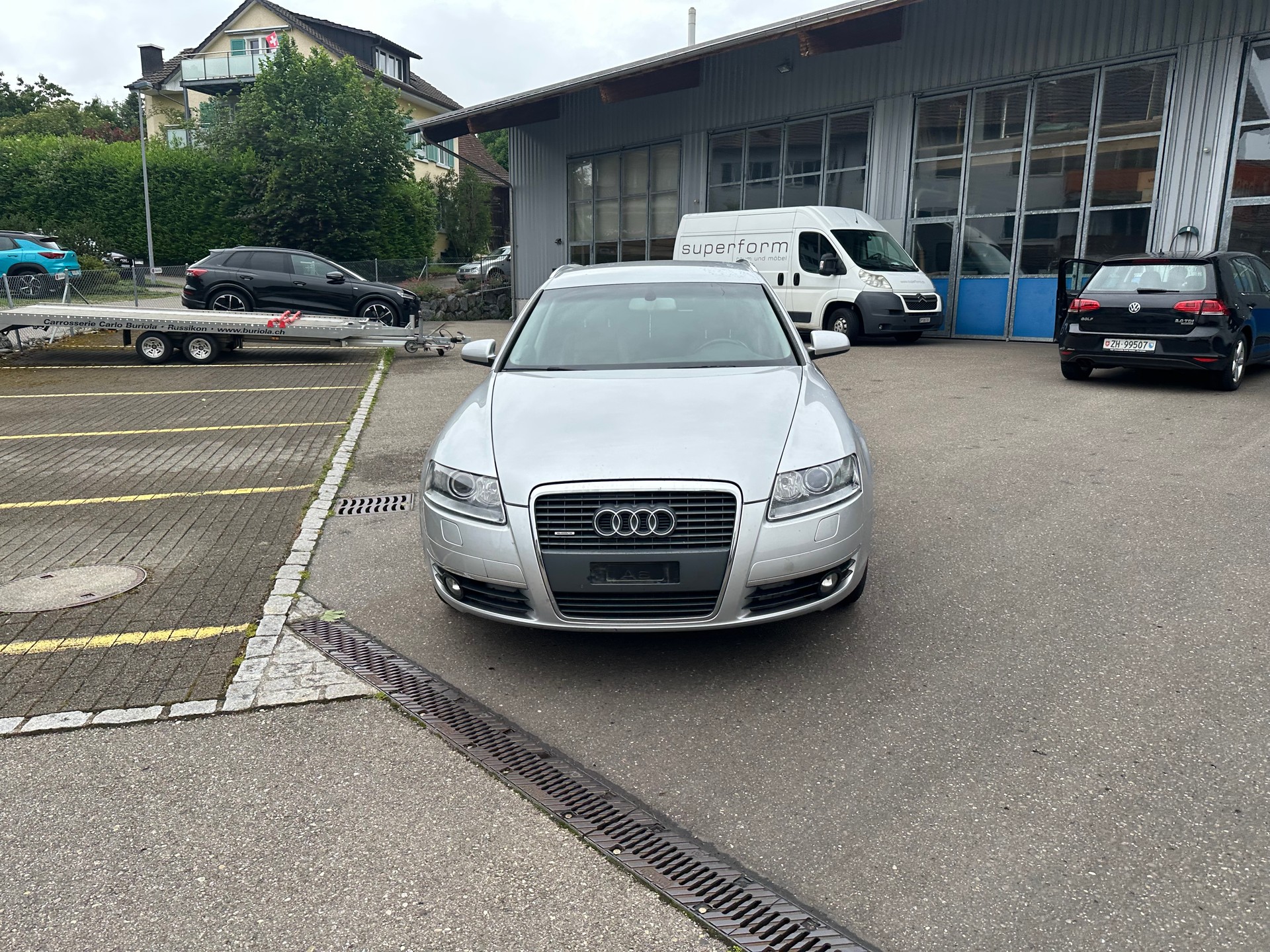 AUDI A6 Avant 3.0 V6 TDI quattro-image-1
