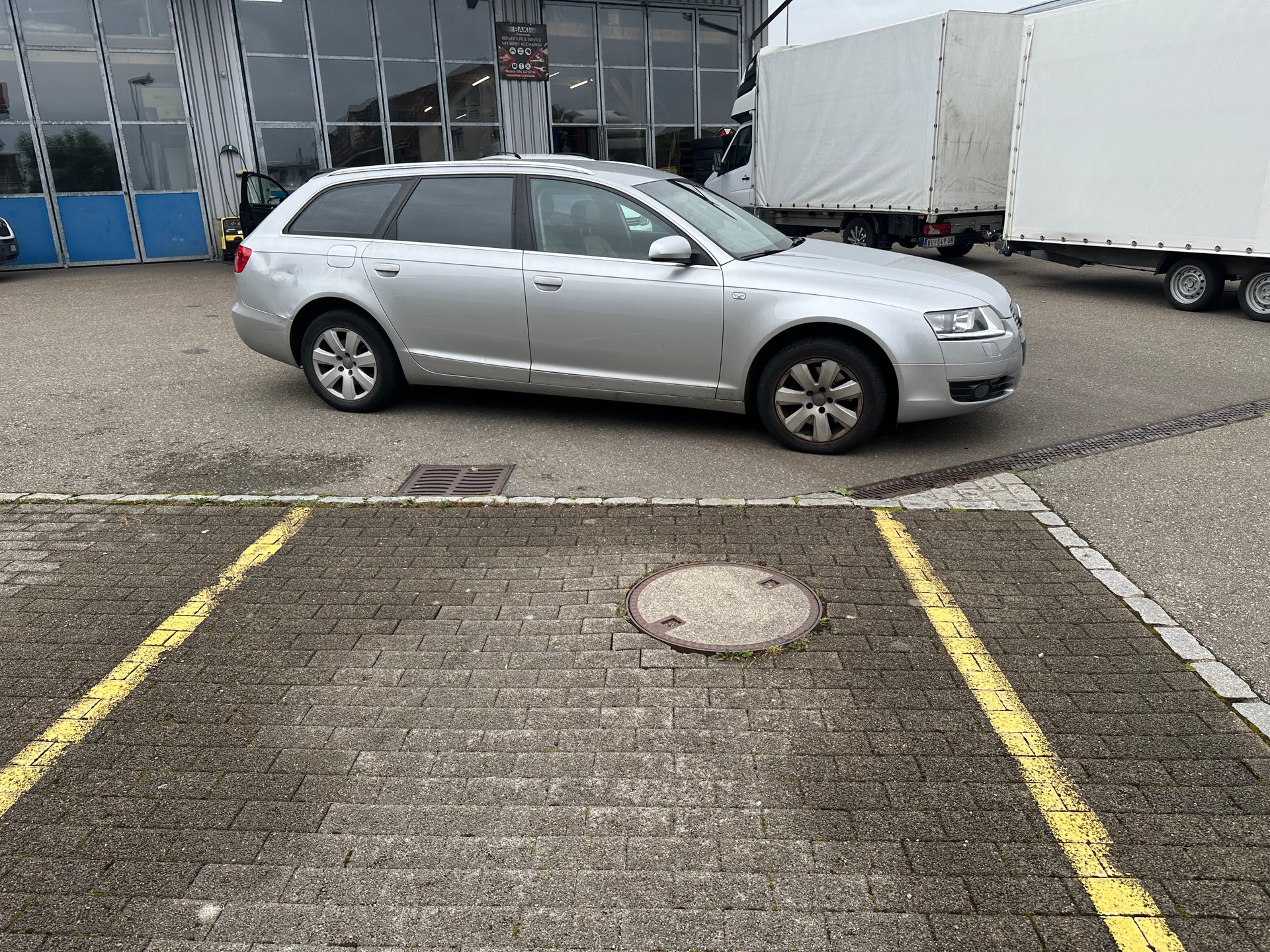 AUDI A6 Avant 3.0 V6 TDI quattro-image-3